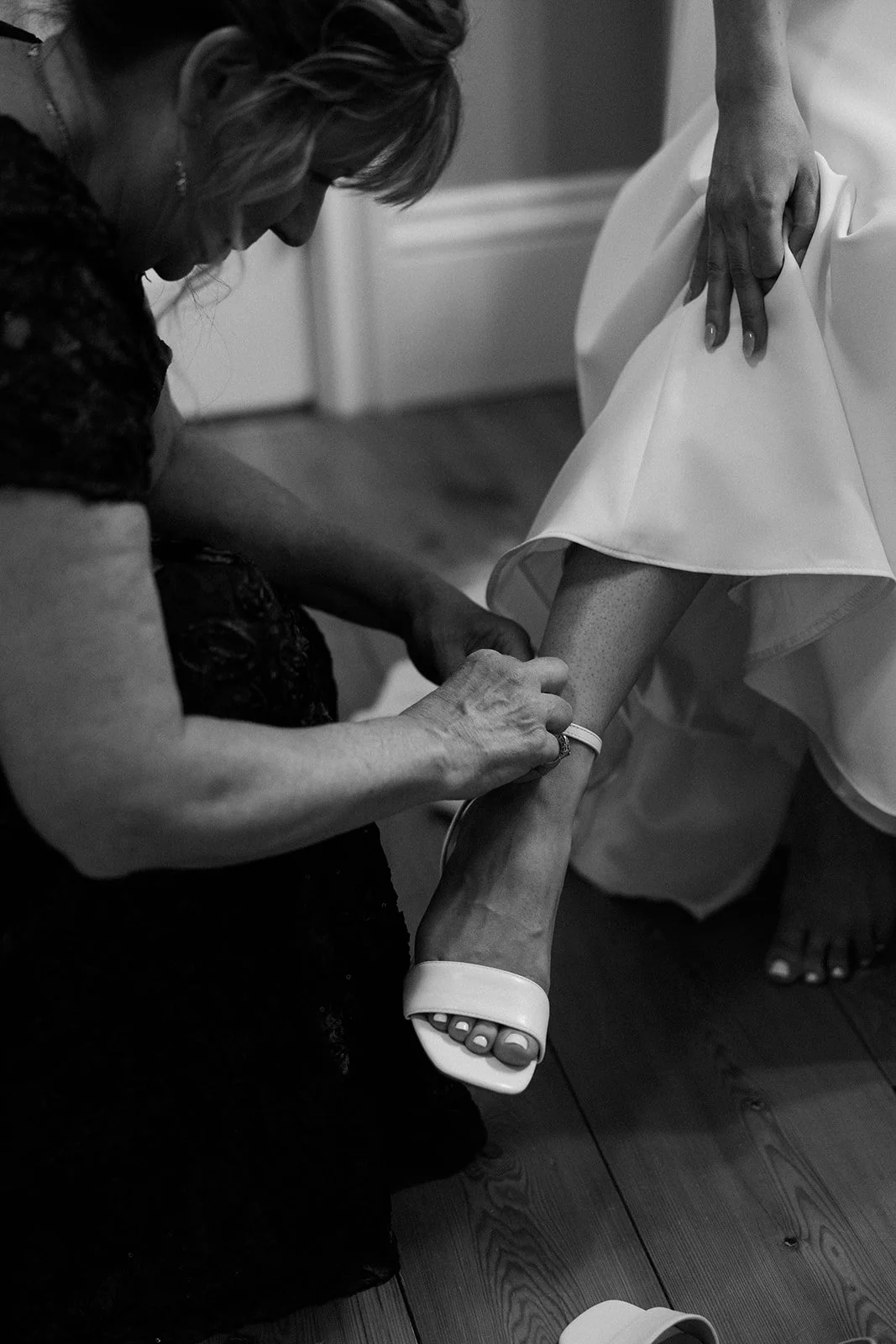 The getting ready photos from a bride's wedding photo list