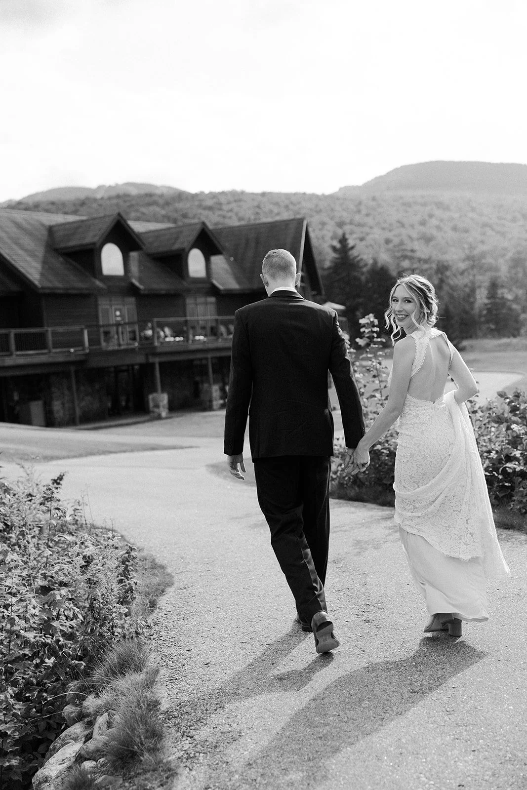 A bride and groom at their Maine wedding venue
