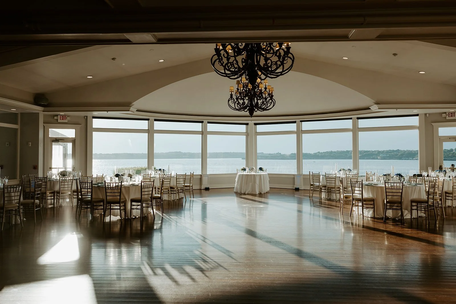 An indoor summer wedding reception