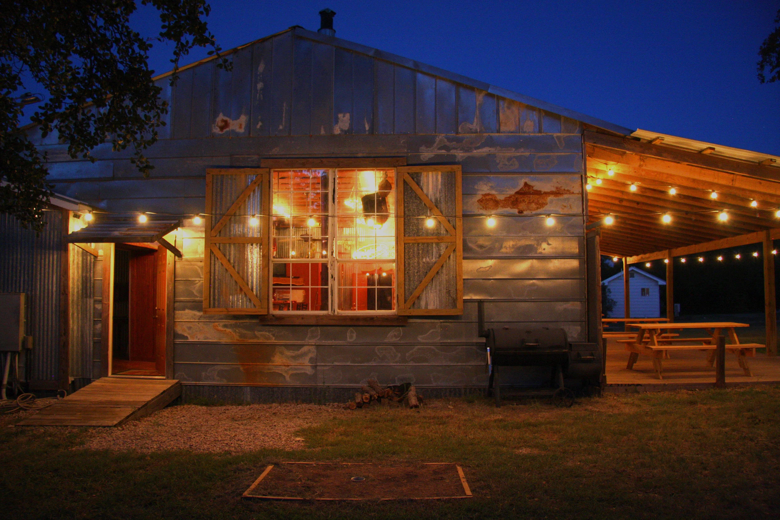 WestSide-Patio_Night(0244)_Darker.jpg