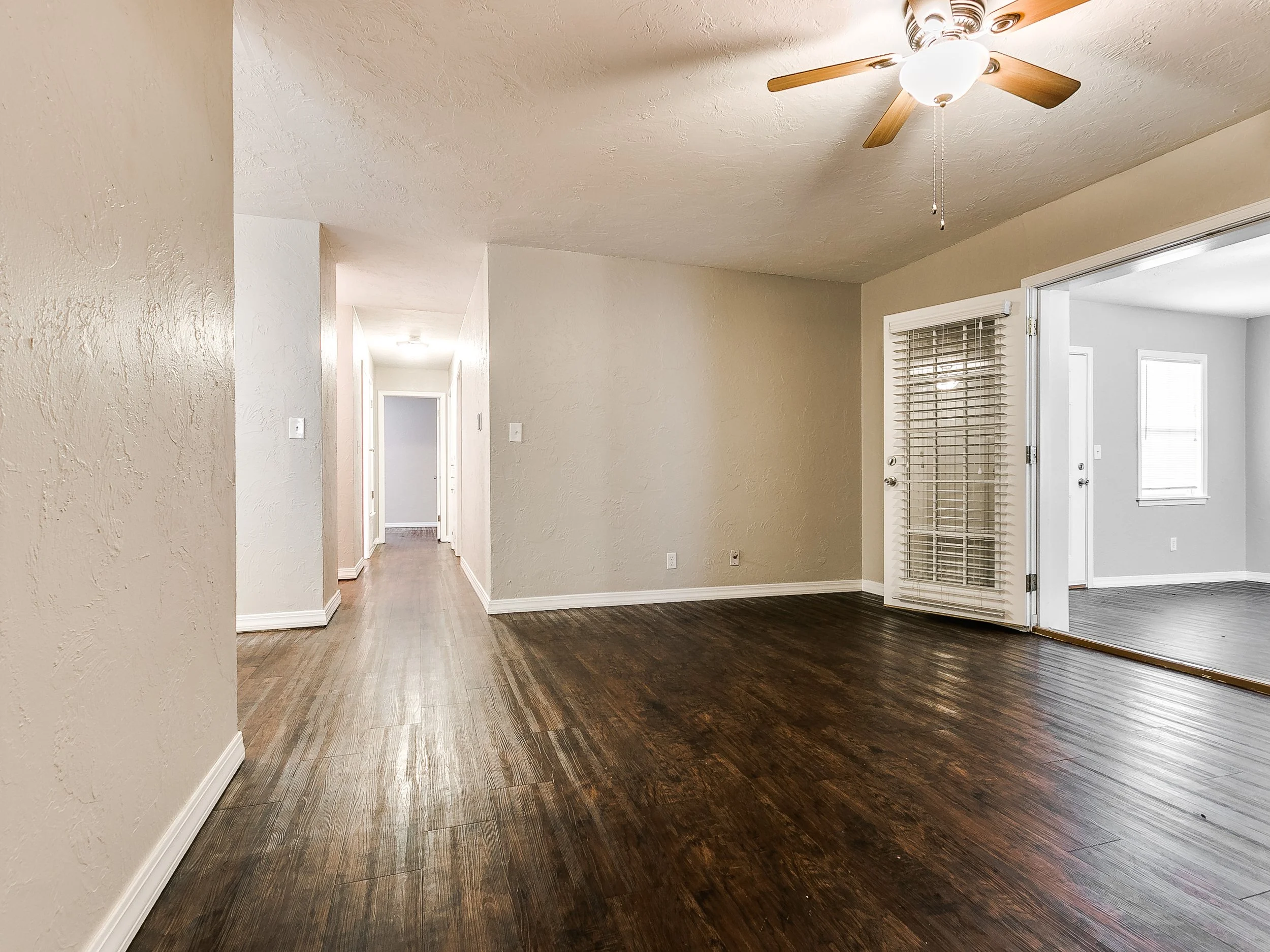 316 Rosewood Drive-17.jpg