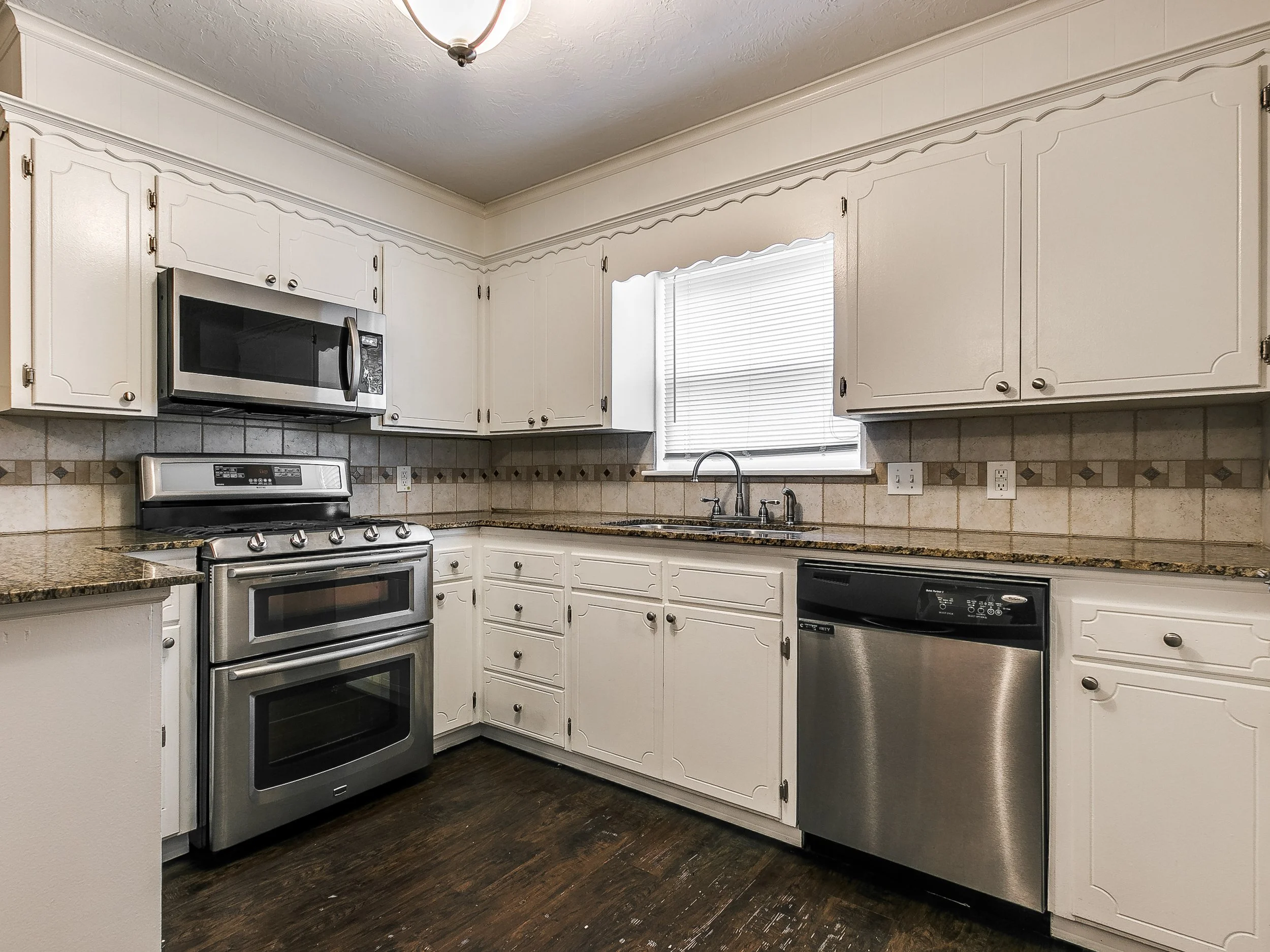 316 Rosewood Drive-22.jpg