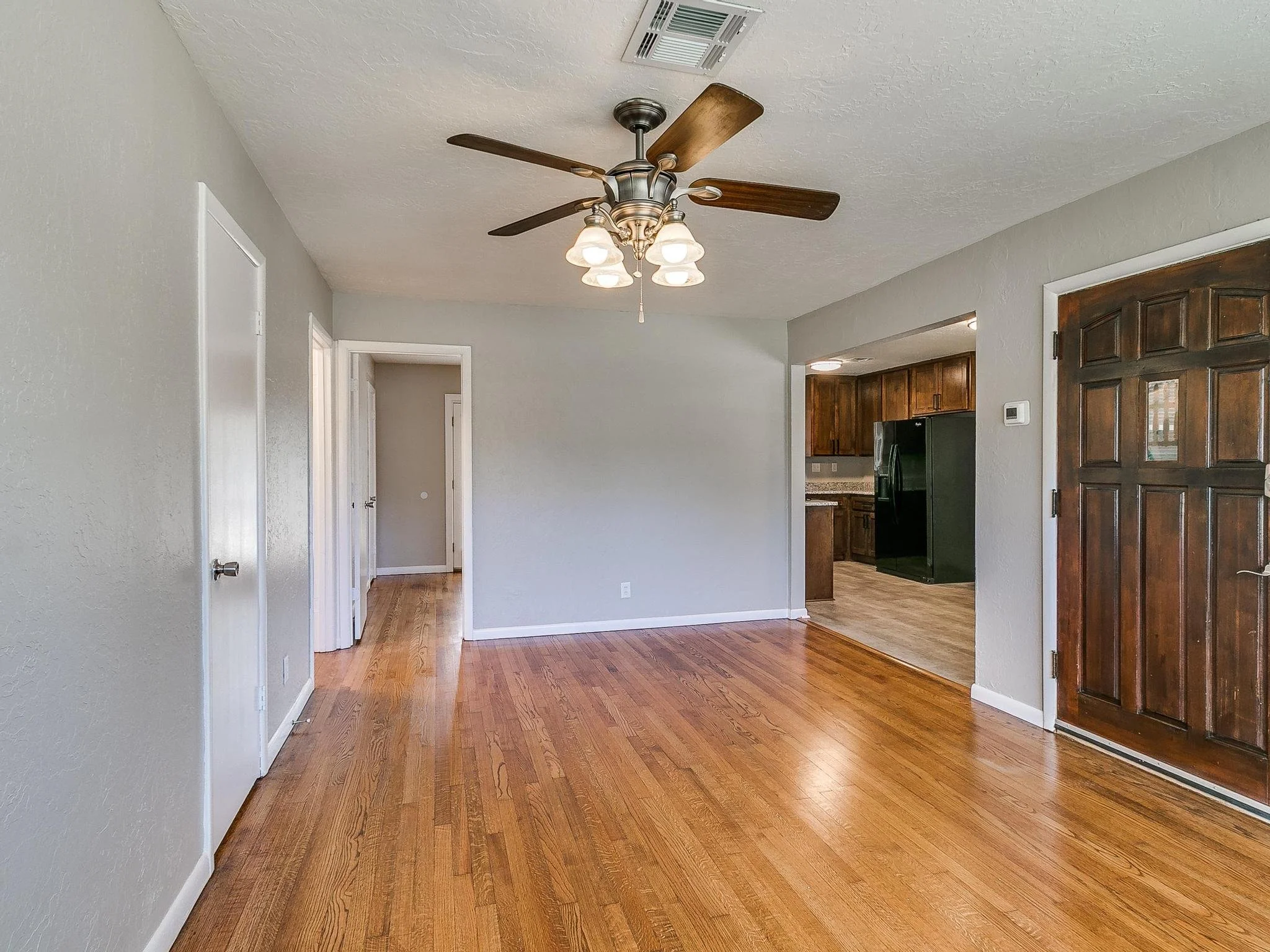 710 Highland Parkway-22.jpg
