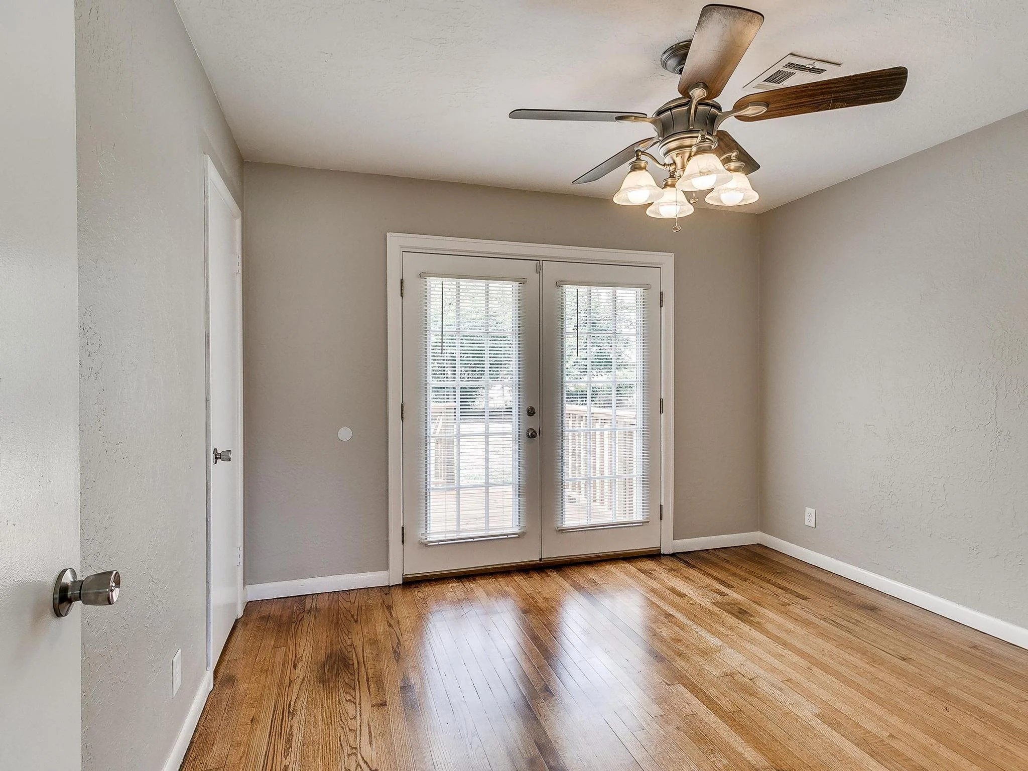 710 Highland Parkway-35.jpg