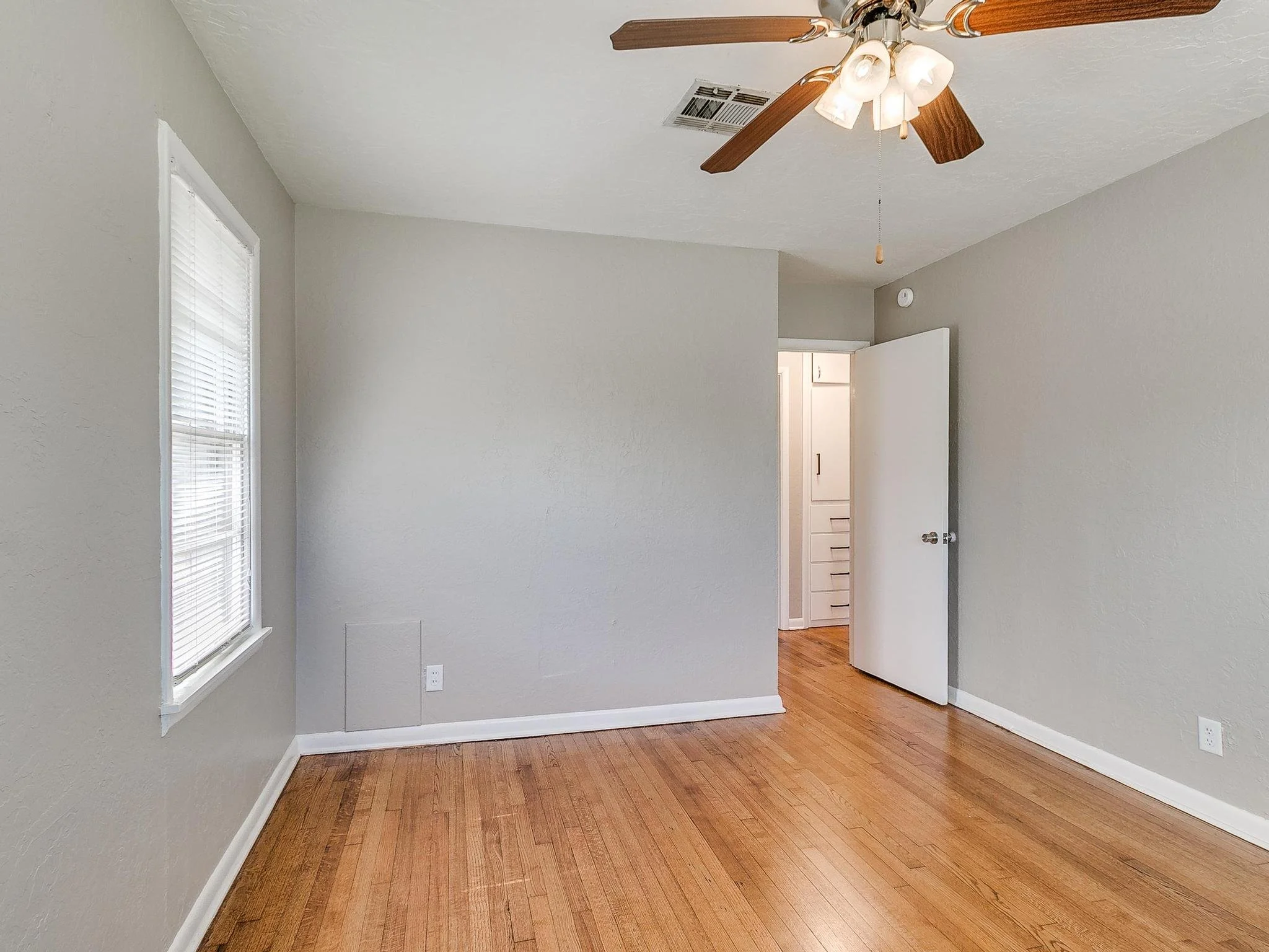 710 Highland Parkway-52.jpg