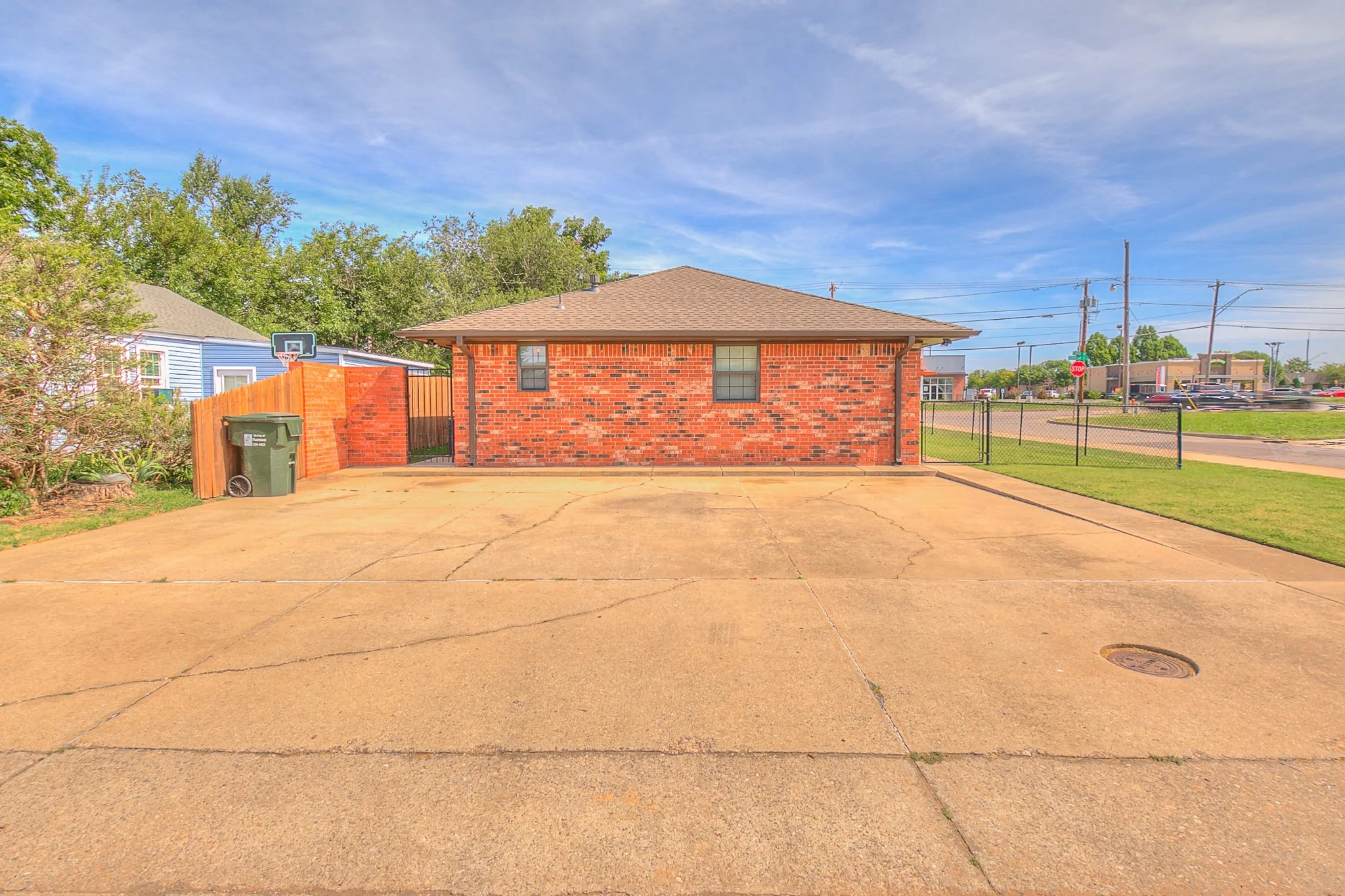 2-web-or-mls-1200 N Crawford-2.jpg