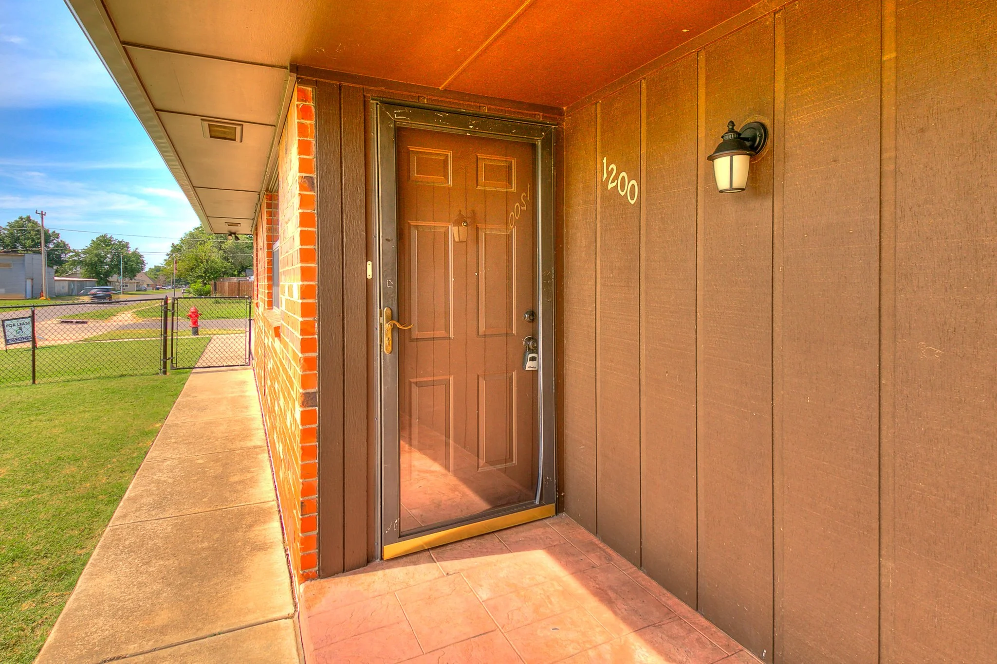 7-web-or-mls-1200 N Crawford-7.jpg