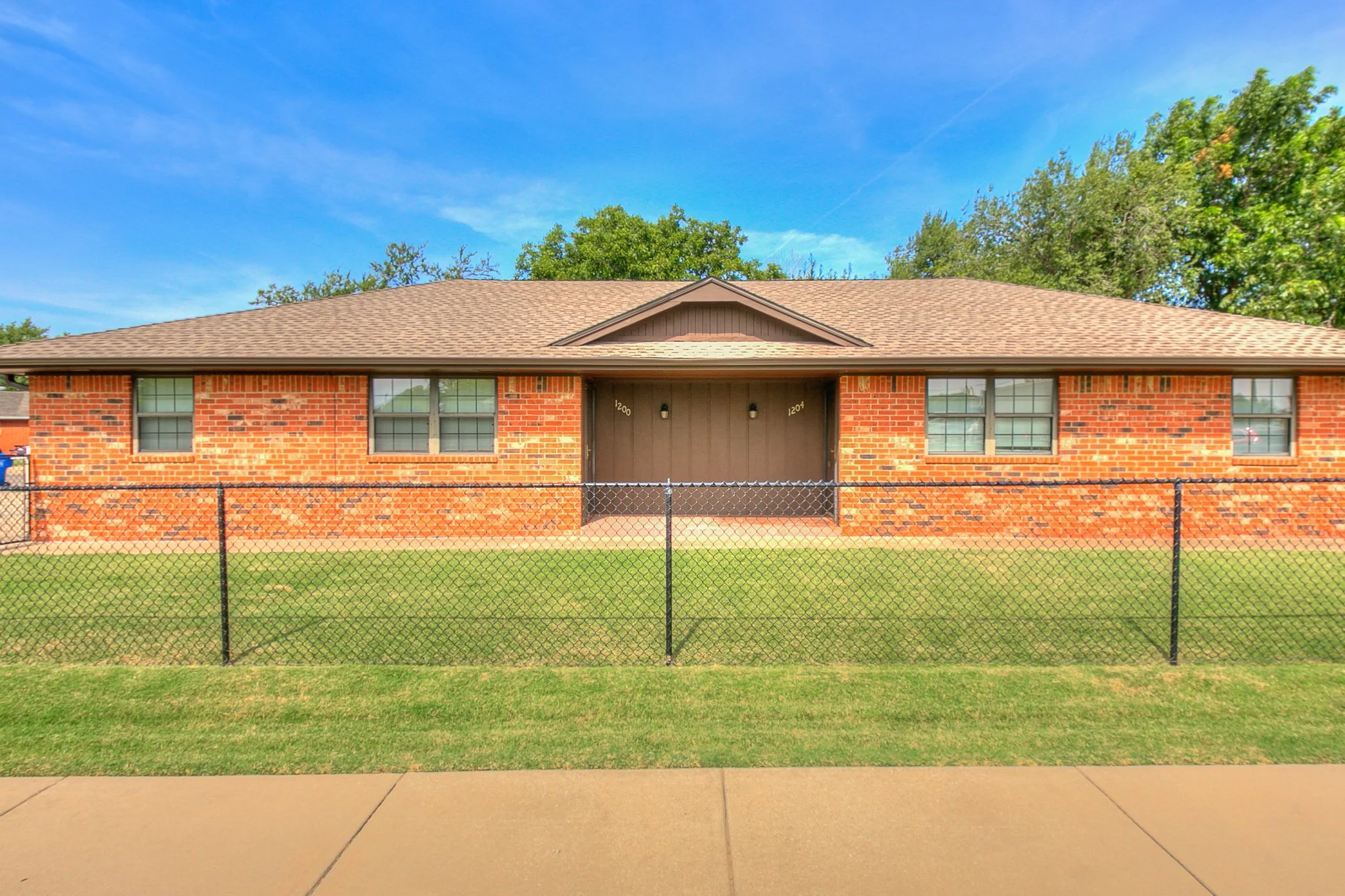 4-web-or-mls-1200 N Crawford-4.jpg