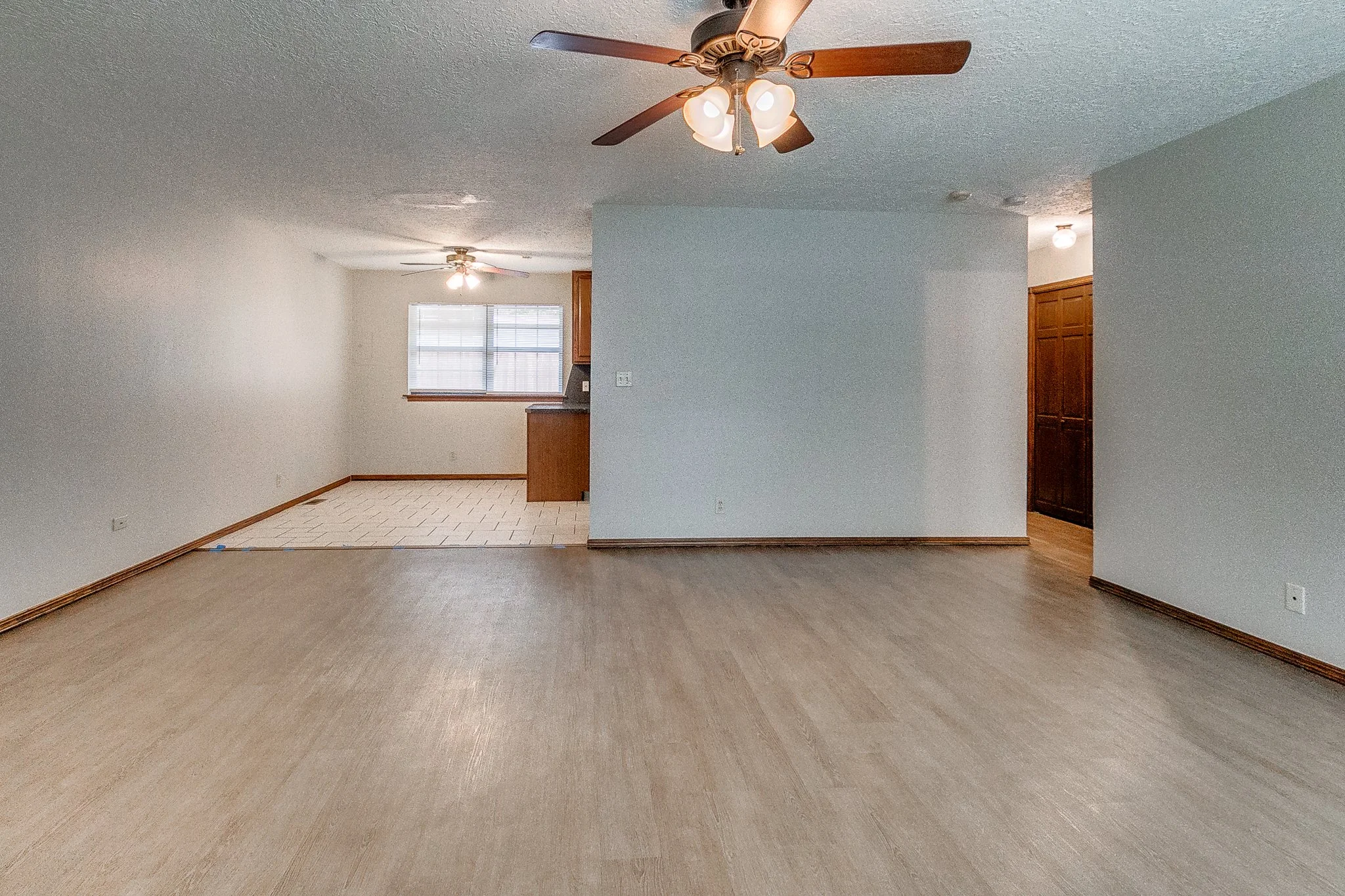 2-web-or-mls-1204 N Crawford-2.jpg