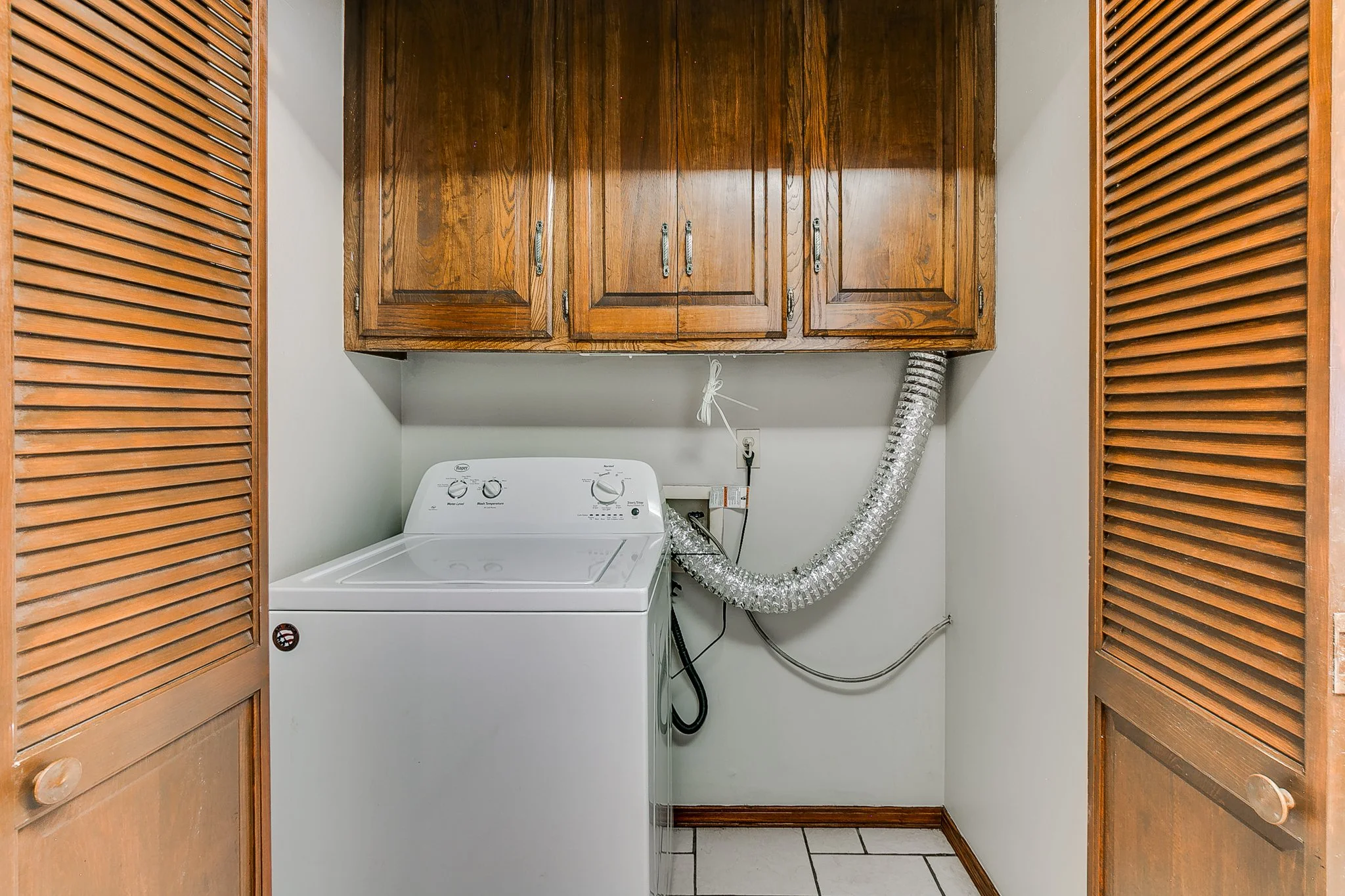 12-web-or-mls-1204 N Crawford-12.jpg