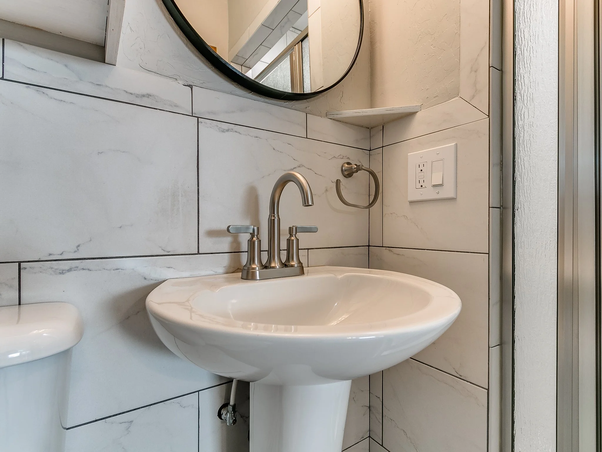 45-web-or-mls-2741 Osborne Dr-46.jpg