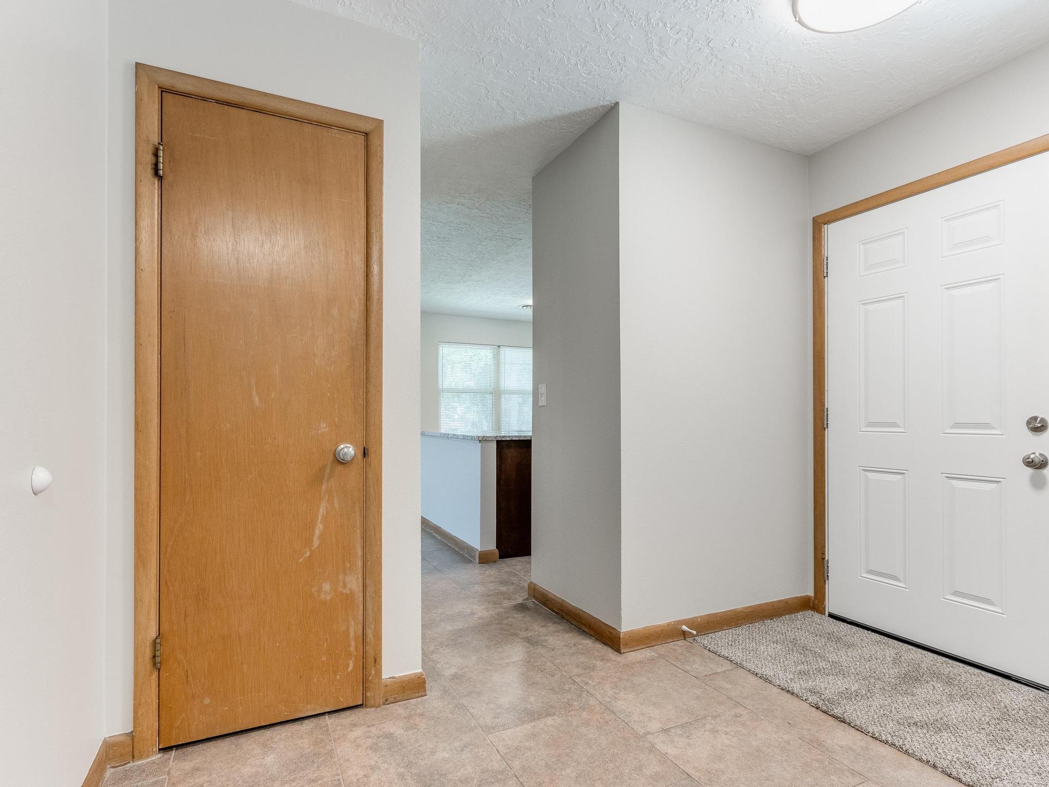 306 S Mercedes Drive-MLS-24.jpg