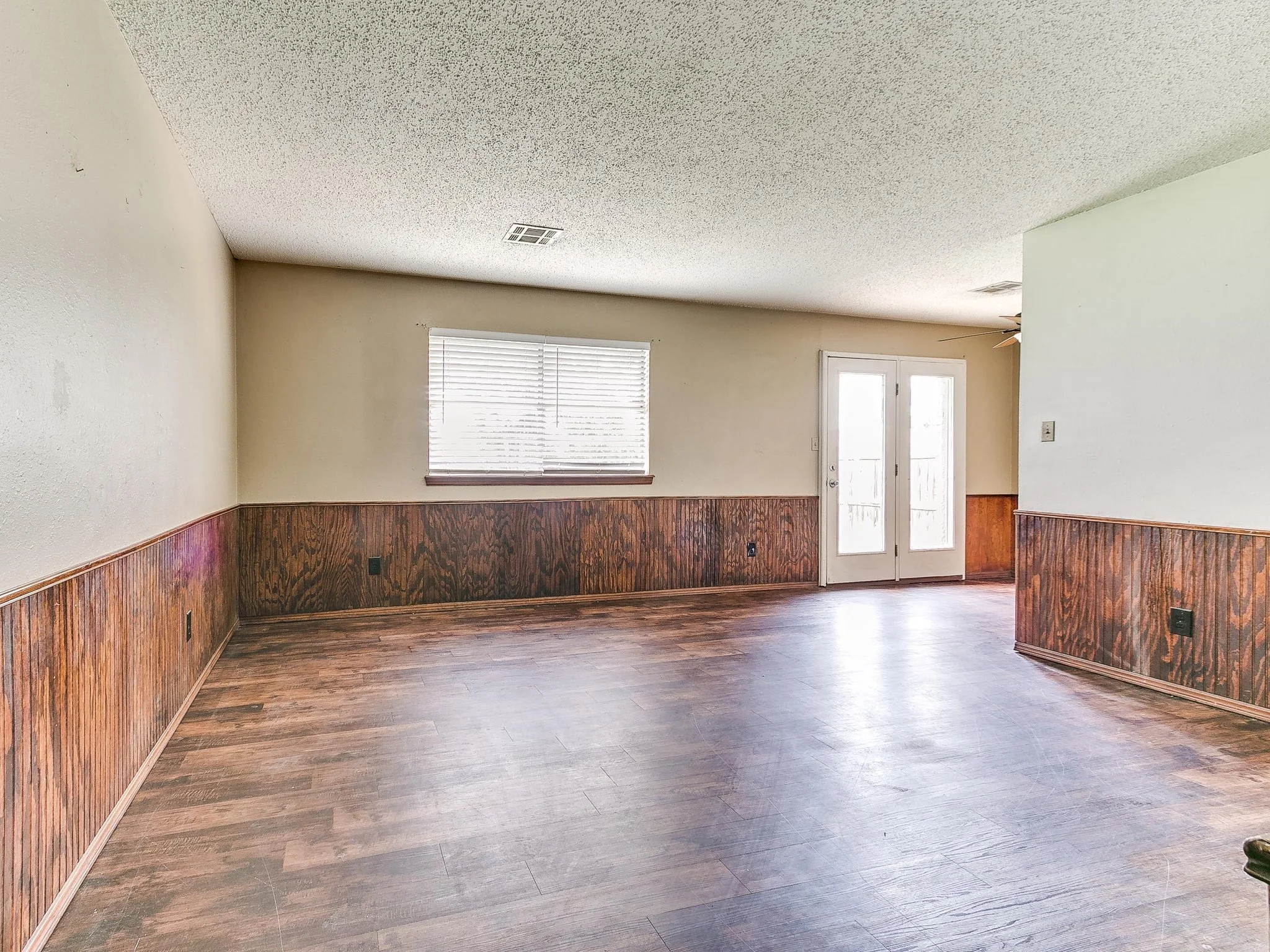 23-web-or-mls-1303 Homeland Ave-24.jpg