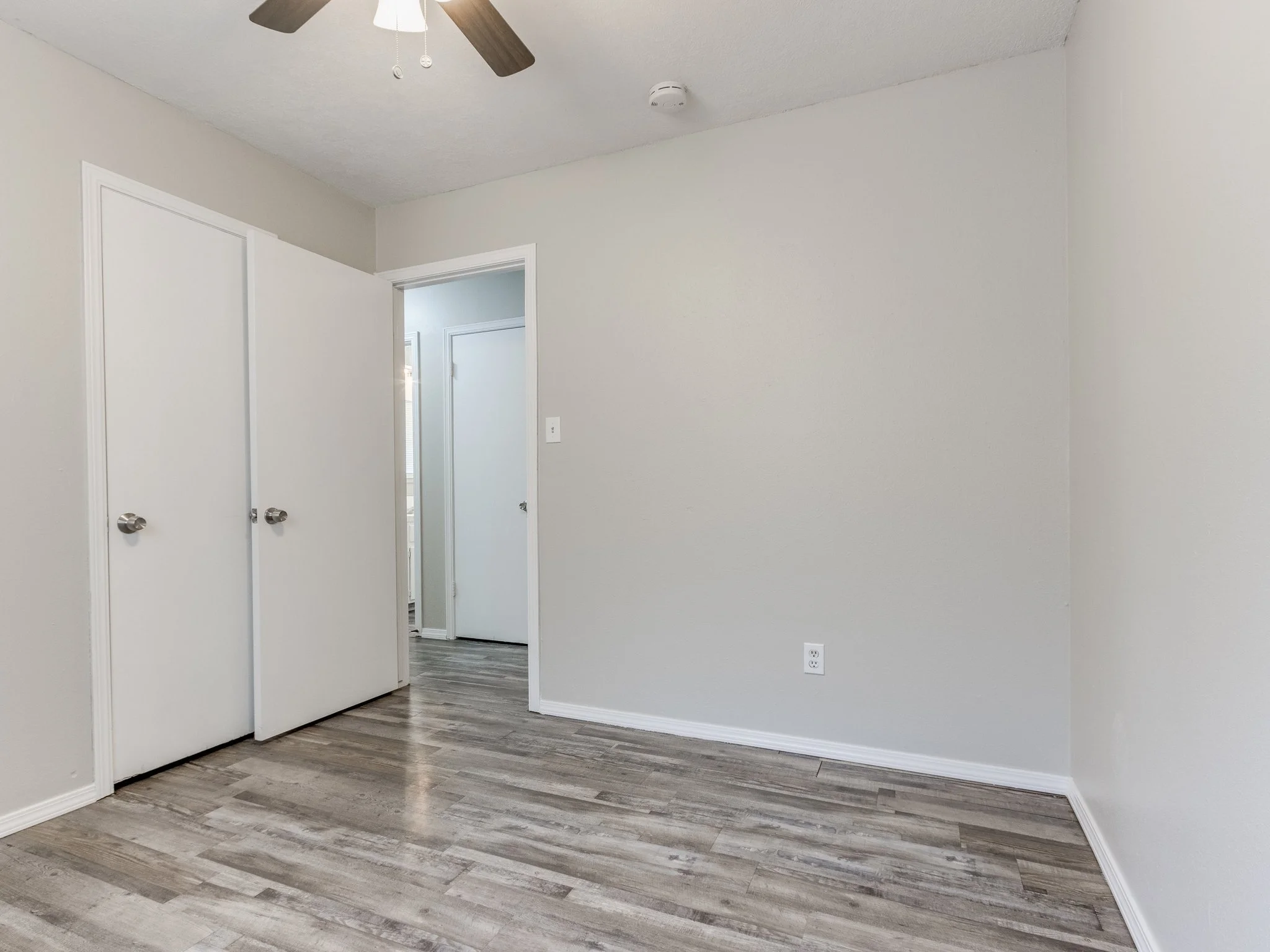 11-web-or-mls-1305 Boyd St-MLS-12.jpg