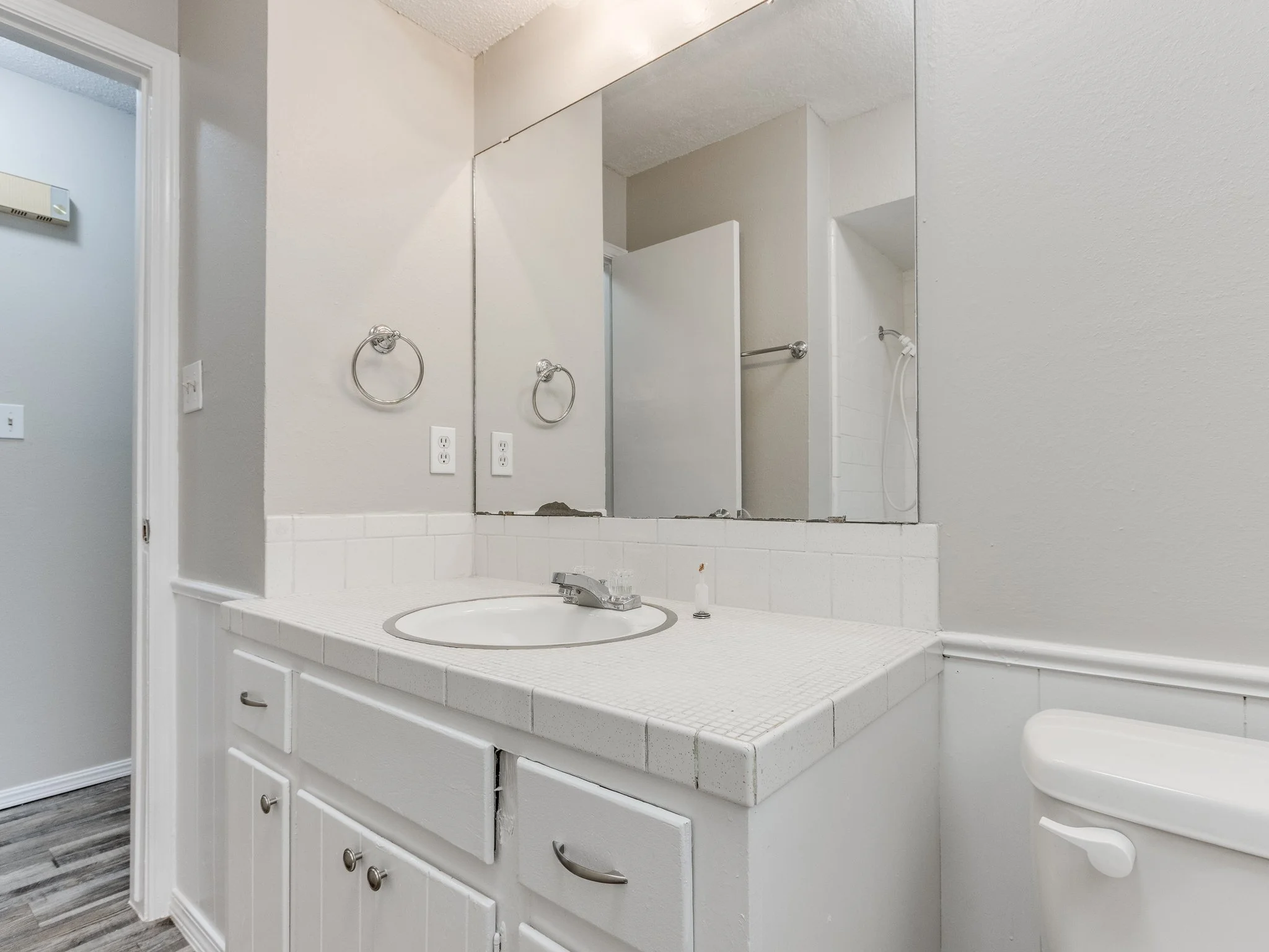 15-web-or-mls-1305 Boyd St-MLS-16.jpg