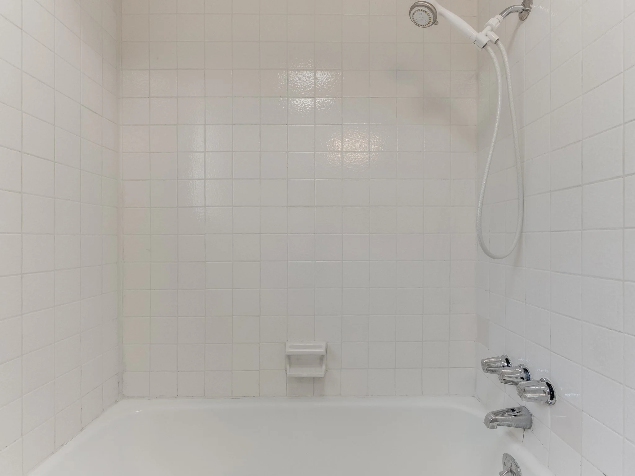 16-web-or-mls-1305 Boyd St-MLS-17.jpg