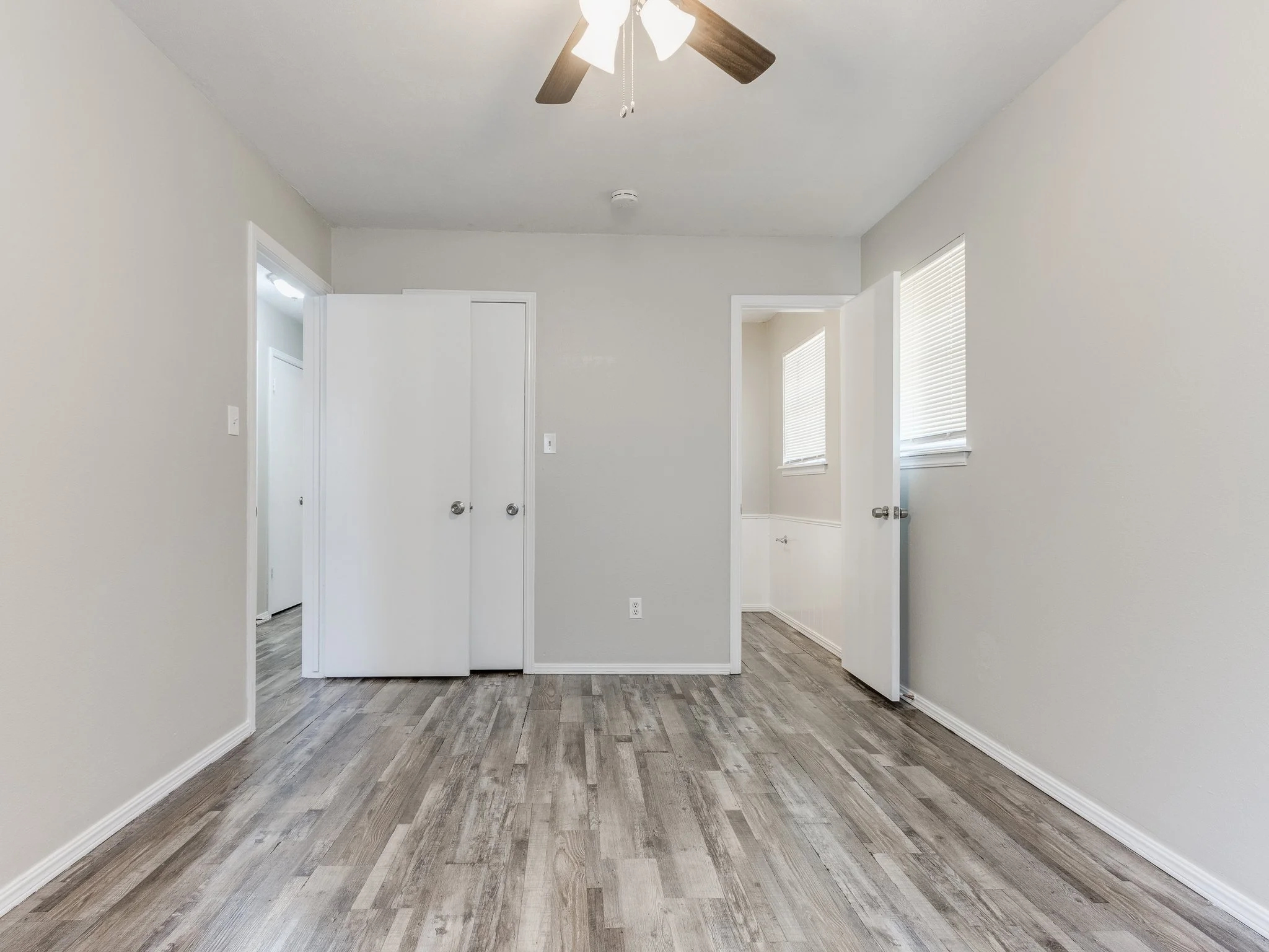 20-web-or-mls-1305 Boyd St-MLS-21.jpg