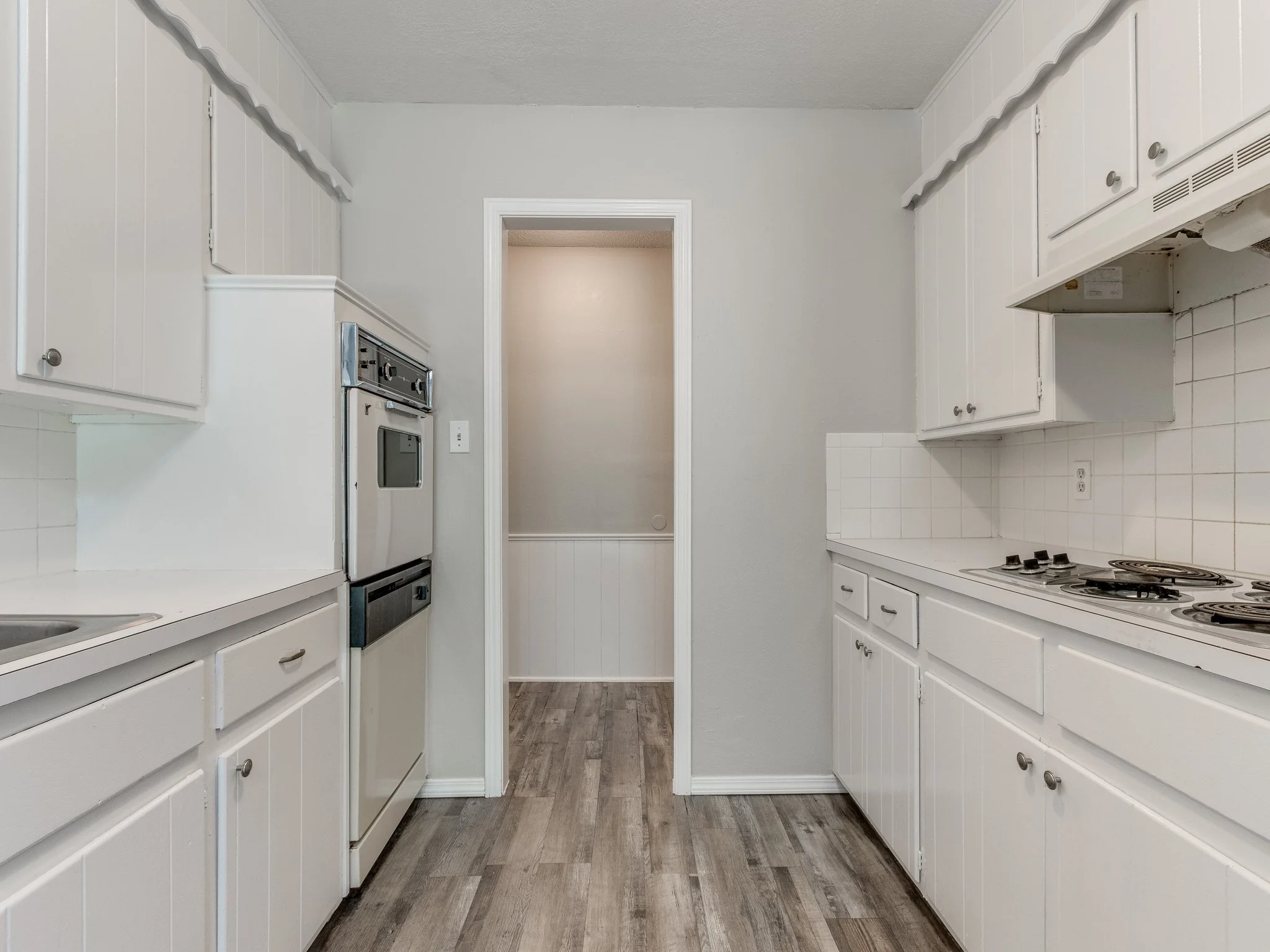 38-web-or-mls-1305 Boyd St-MLS-39.jpg