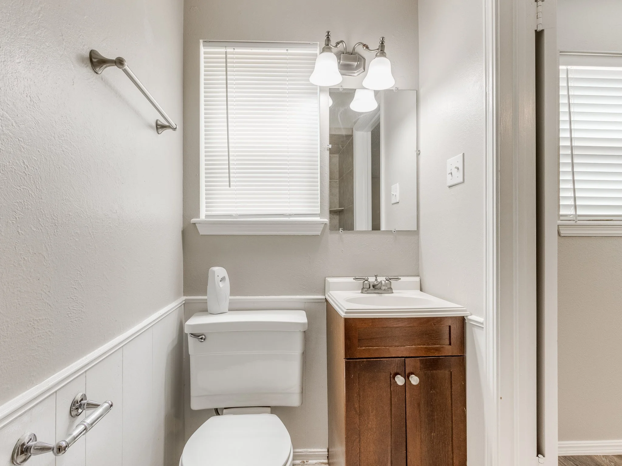 17-web-or-mls-339 Rosewood Dr-MLS-18.jpg