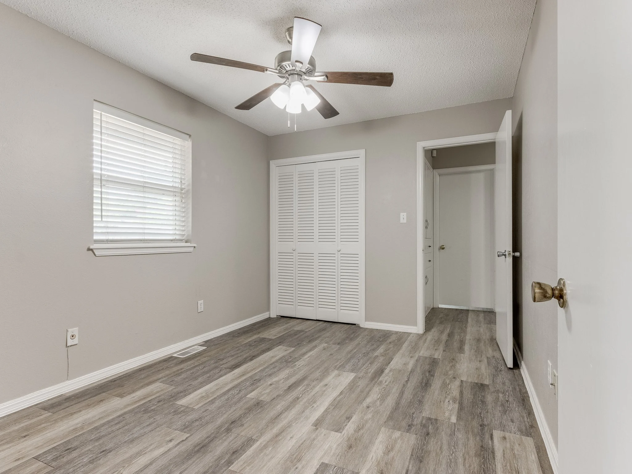 26-web-or-mls-339 Rosewood Dr-MLS-27.jpg