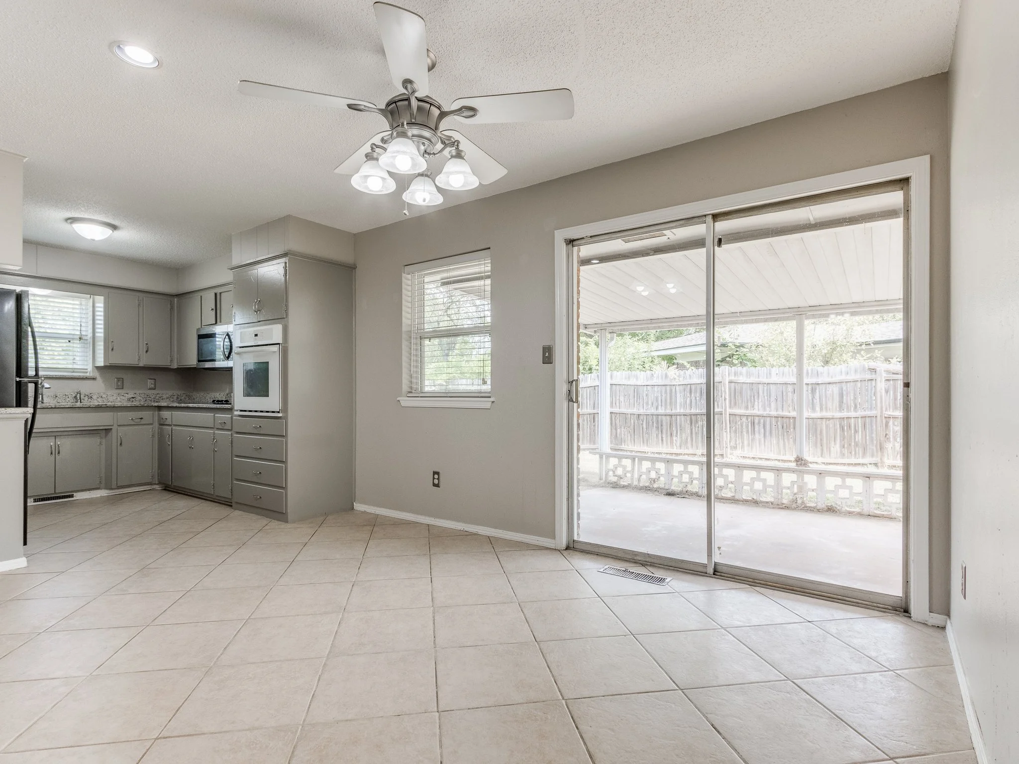 34-web-or-mls-339 Rosewood Dr-MLS-35.jpg