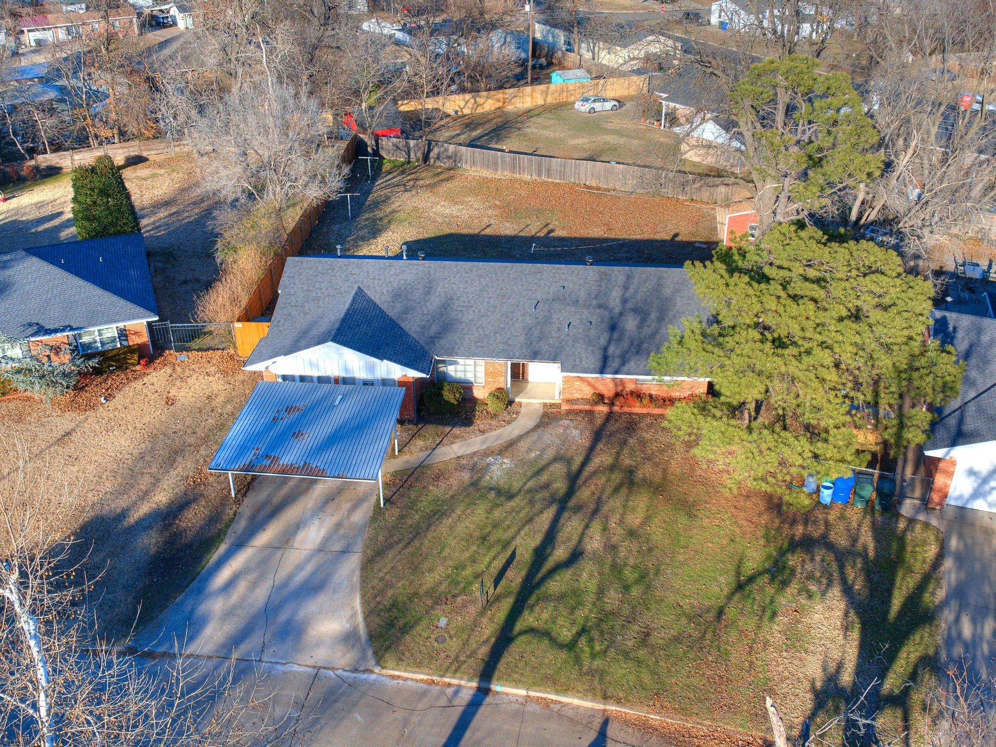 11-web-or-mls-421 Foreman Ave-11.jpg