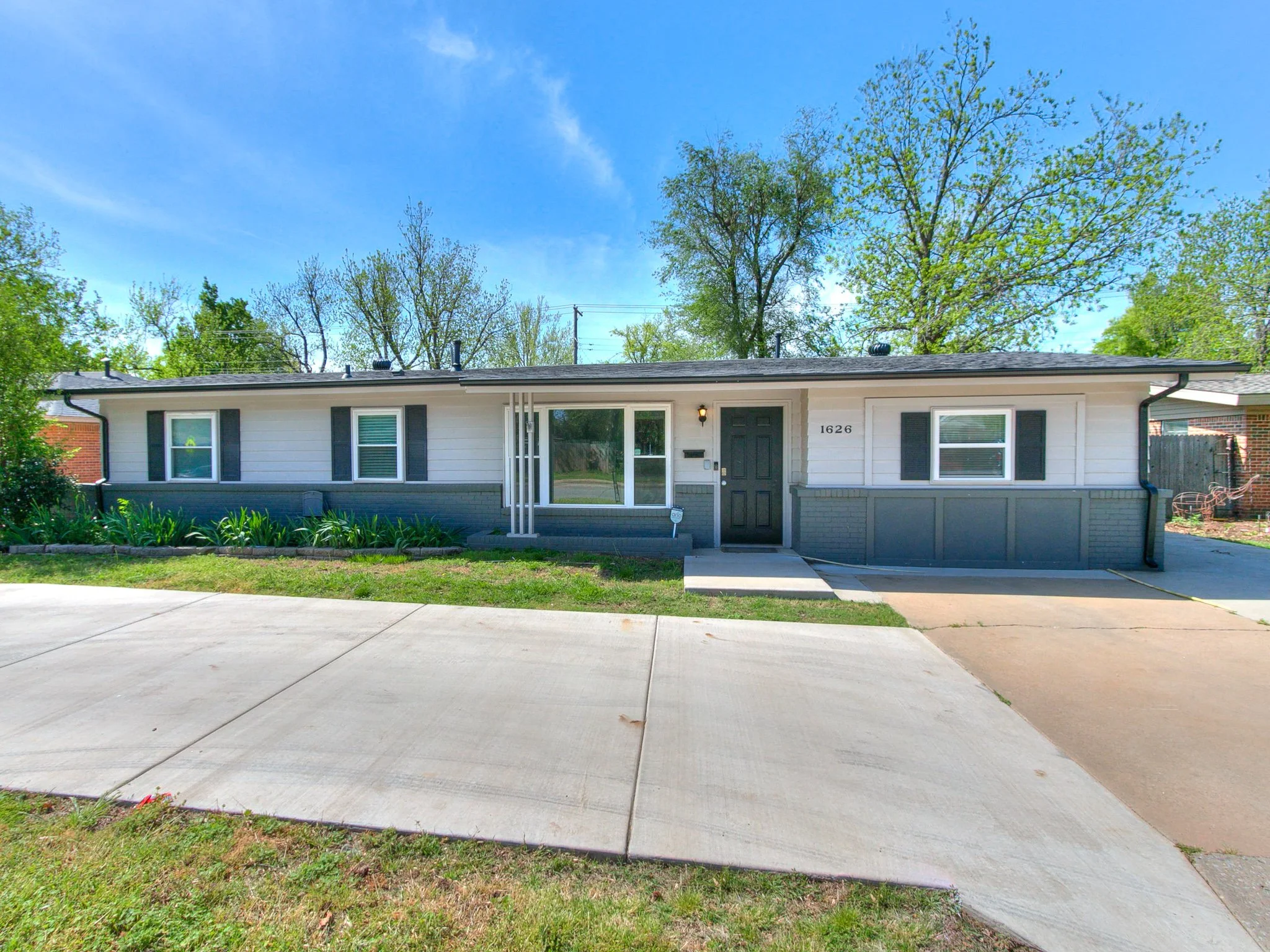 1626 W Boyd St-3.jpg