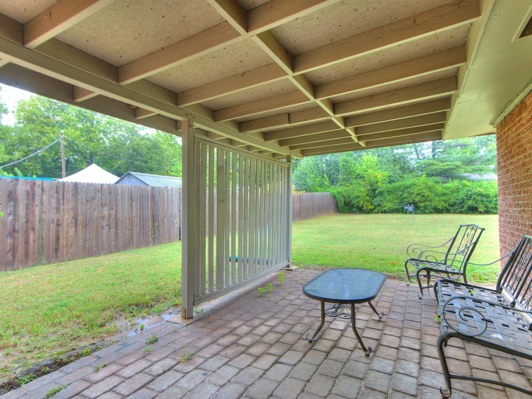 52-web-or-mls-1617 Avondale Dr-7.jpg