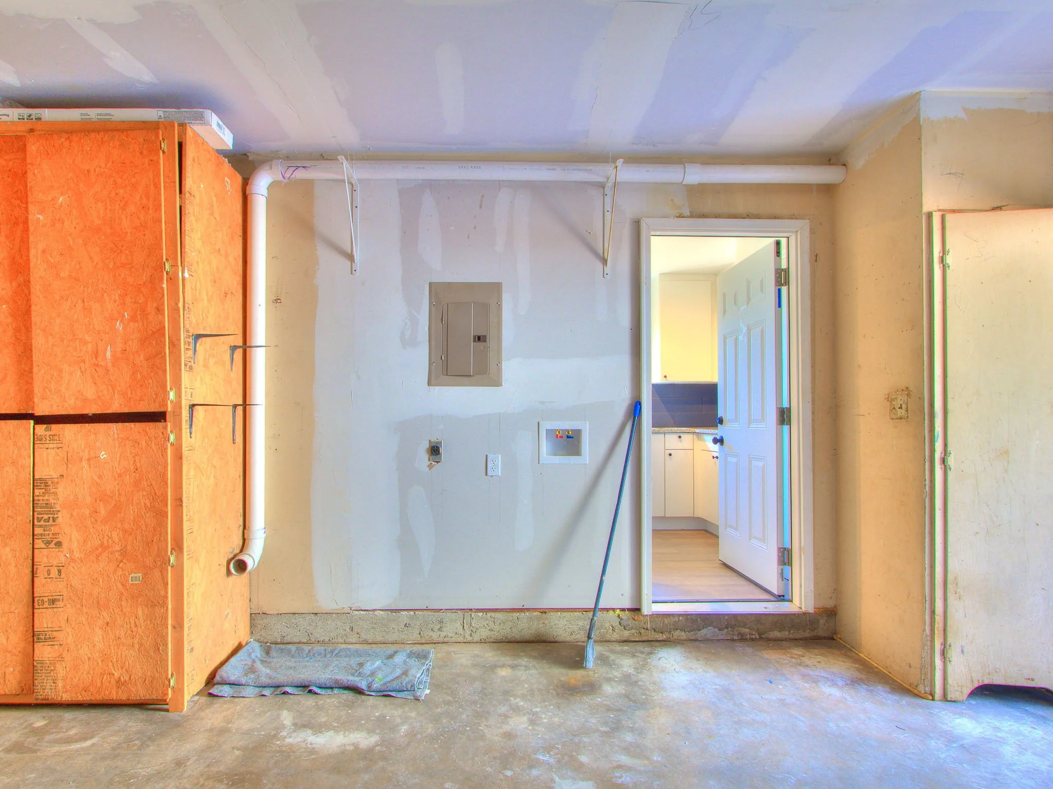 11-web-or-mls-2016 Melrose Dr-MLS-12.jpg