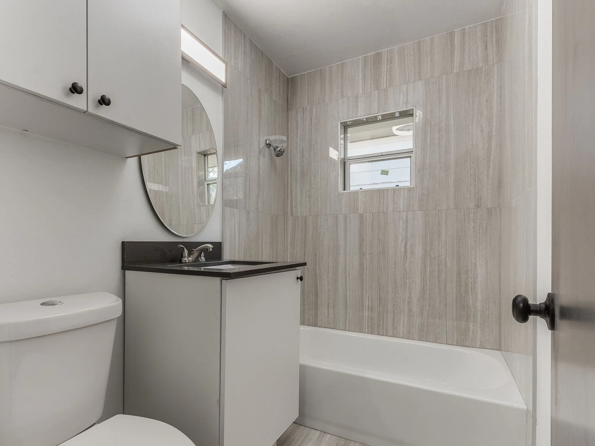 17-web-or-mls-2016 Melrose Dr-MLS-18.jpg