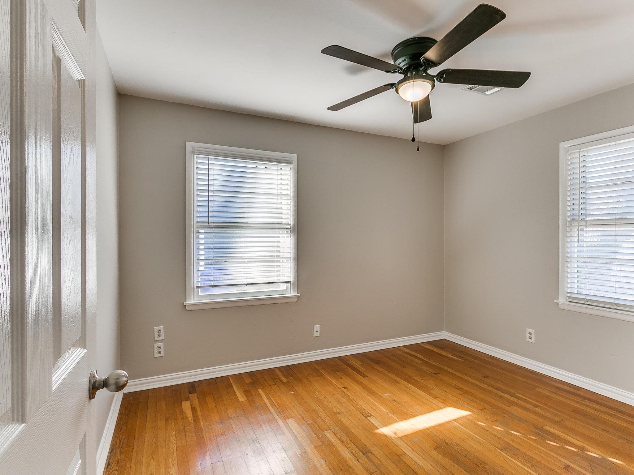 122 S Sherry Ave-13.jpg