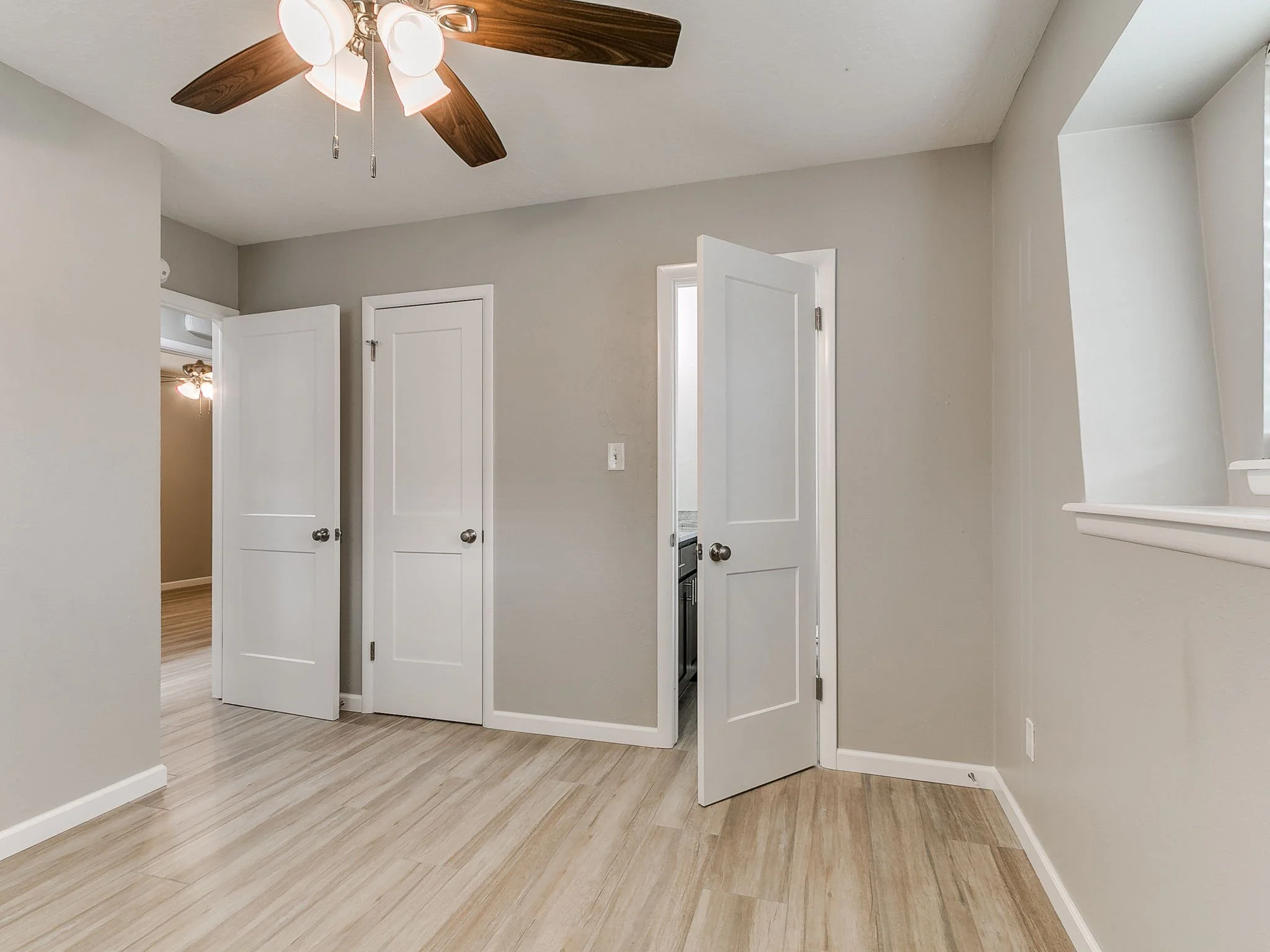 61-web-or-mls-202 Thompson Dr-62.jpg