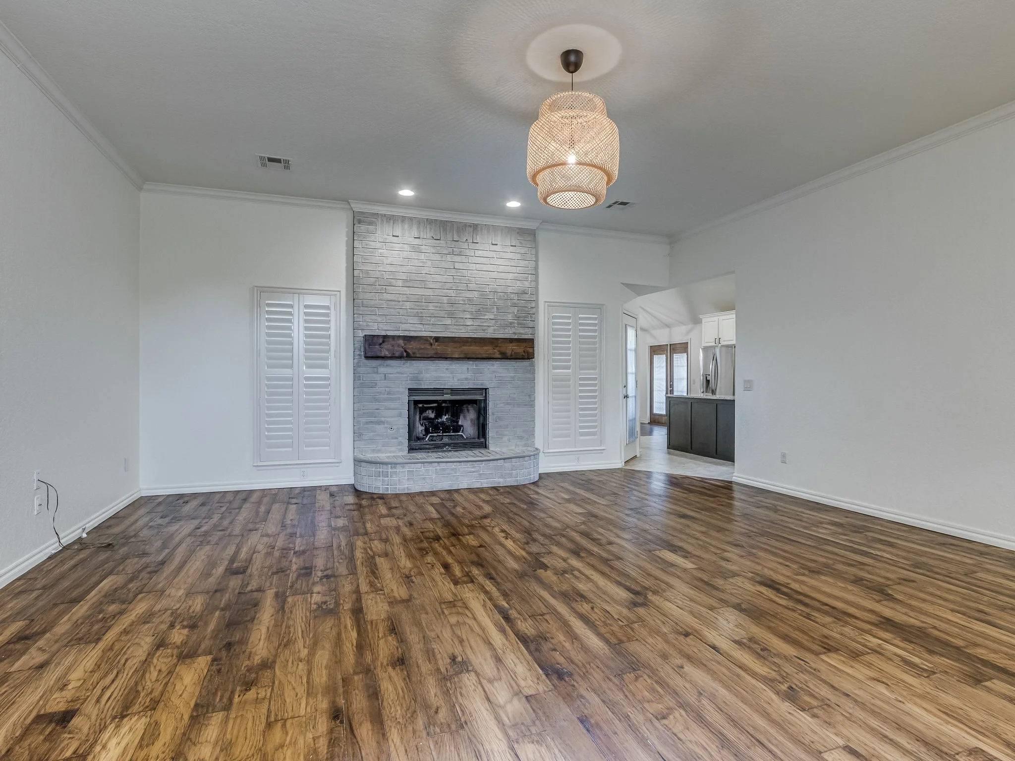 3028 Weymouth Way-8-FULL.jpg