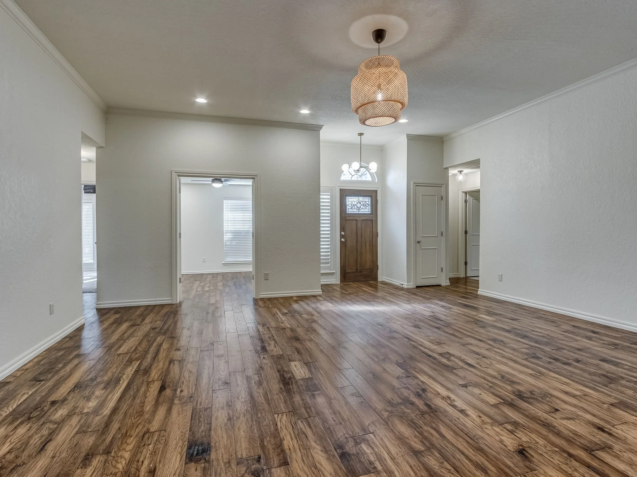 3028 Weymouth Way-11-FULL.jpg