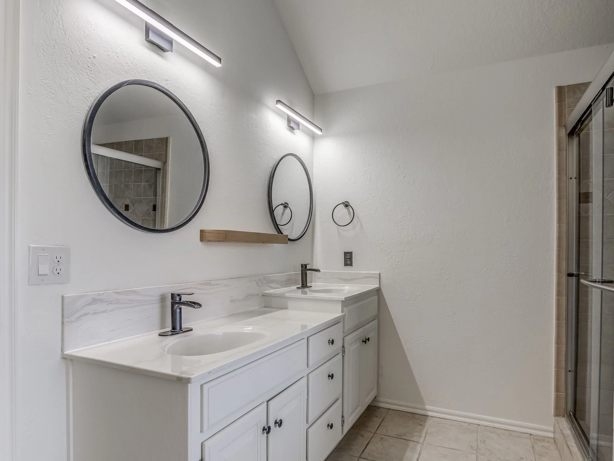 3028 Weymouth Way-32-FULL.jpg