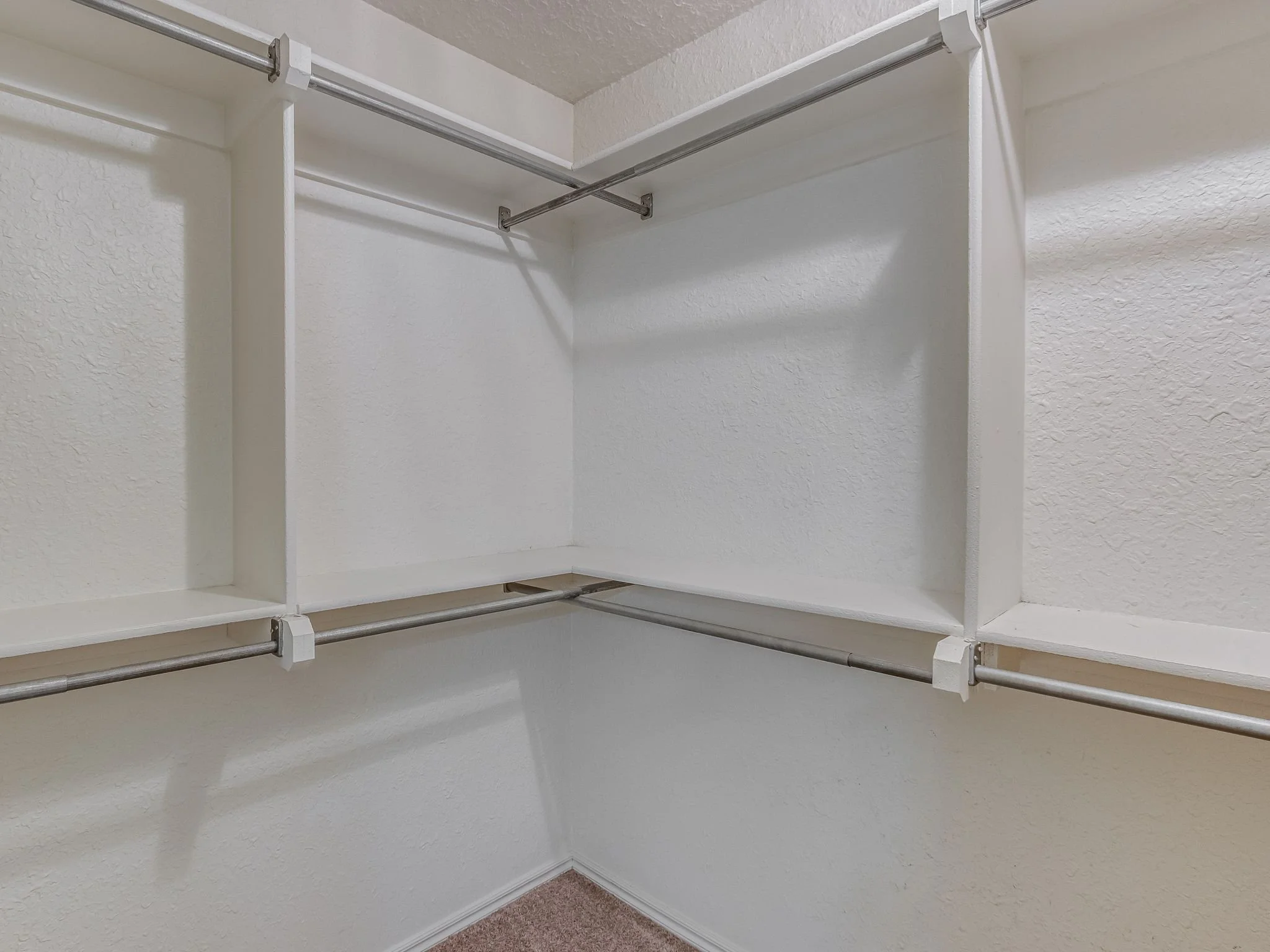 3028 Weymouth Way-39-FULL.jpg