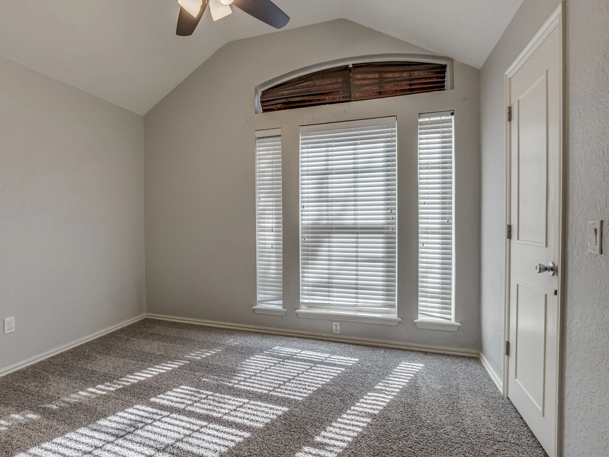 3028 Weymouth Way-42-FULL.jpg