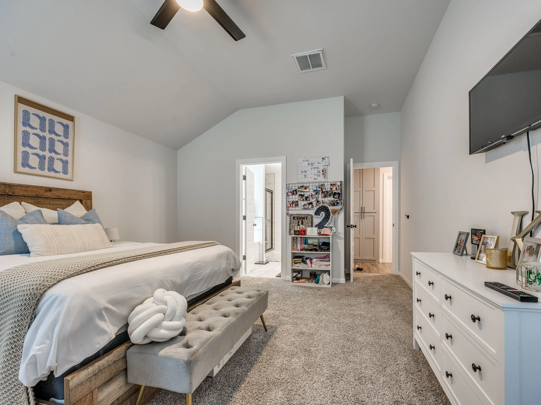 41-web-or-mls-2323 Arcady Ave-42.jpg