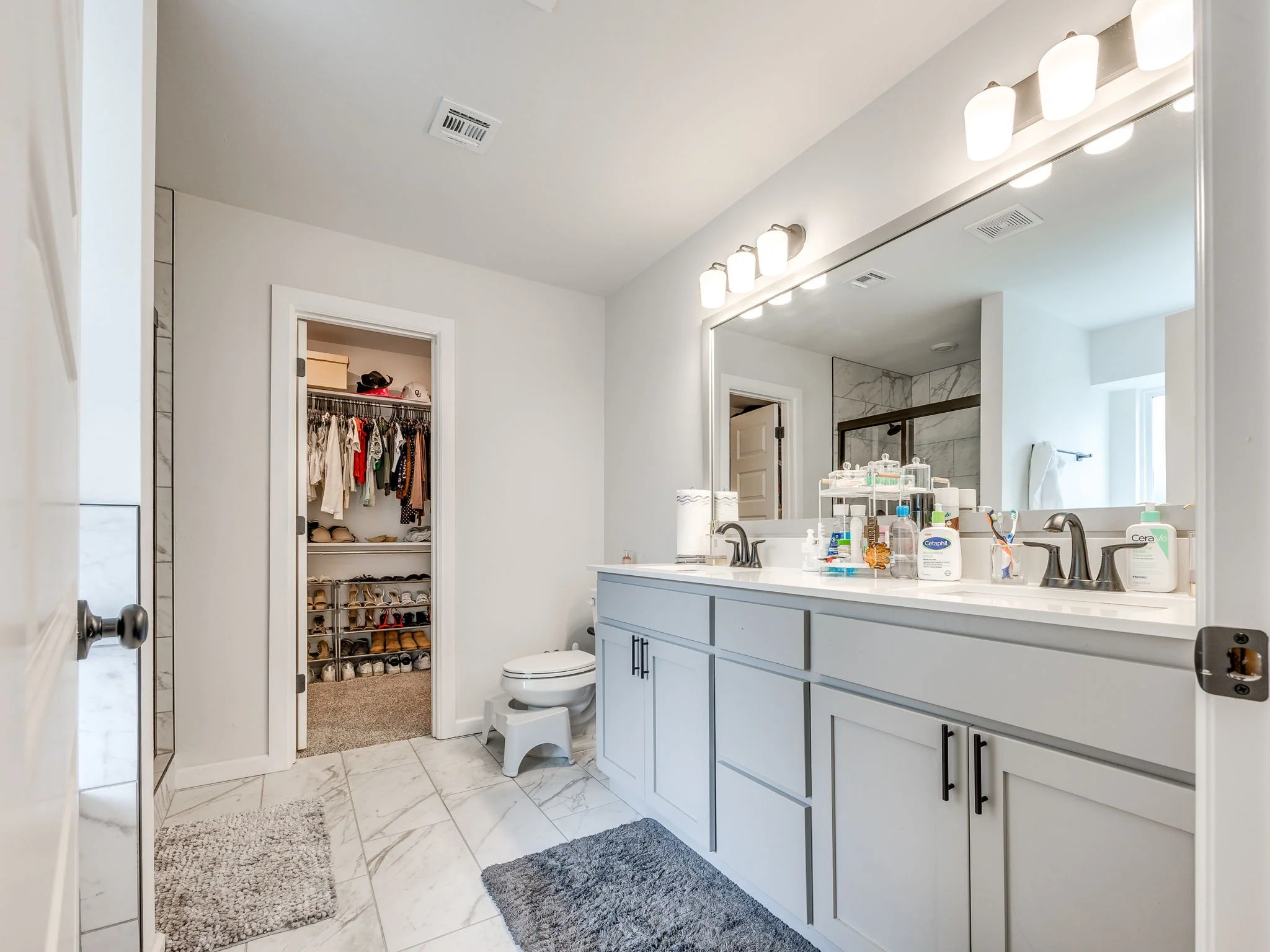 43-web-or-mls-2323 Arcady Ave-44.jpg