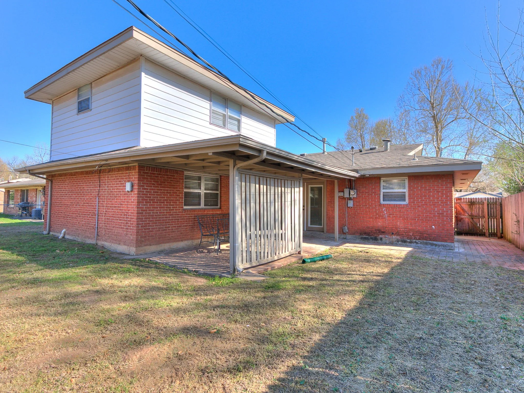 13-web-or-mls-1617 Avondale Dr-14.jpg