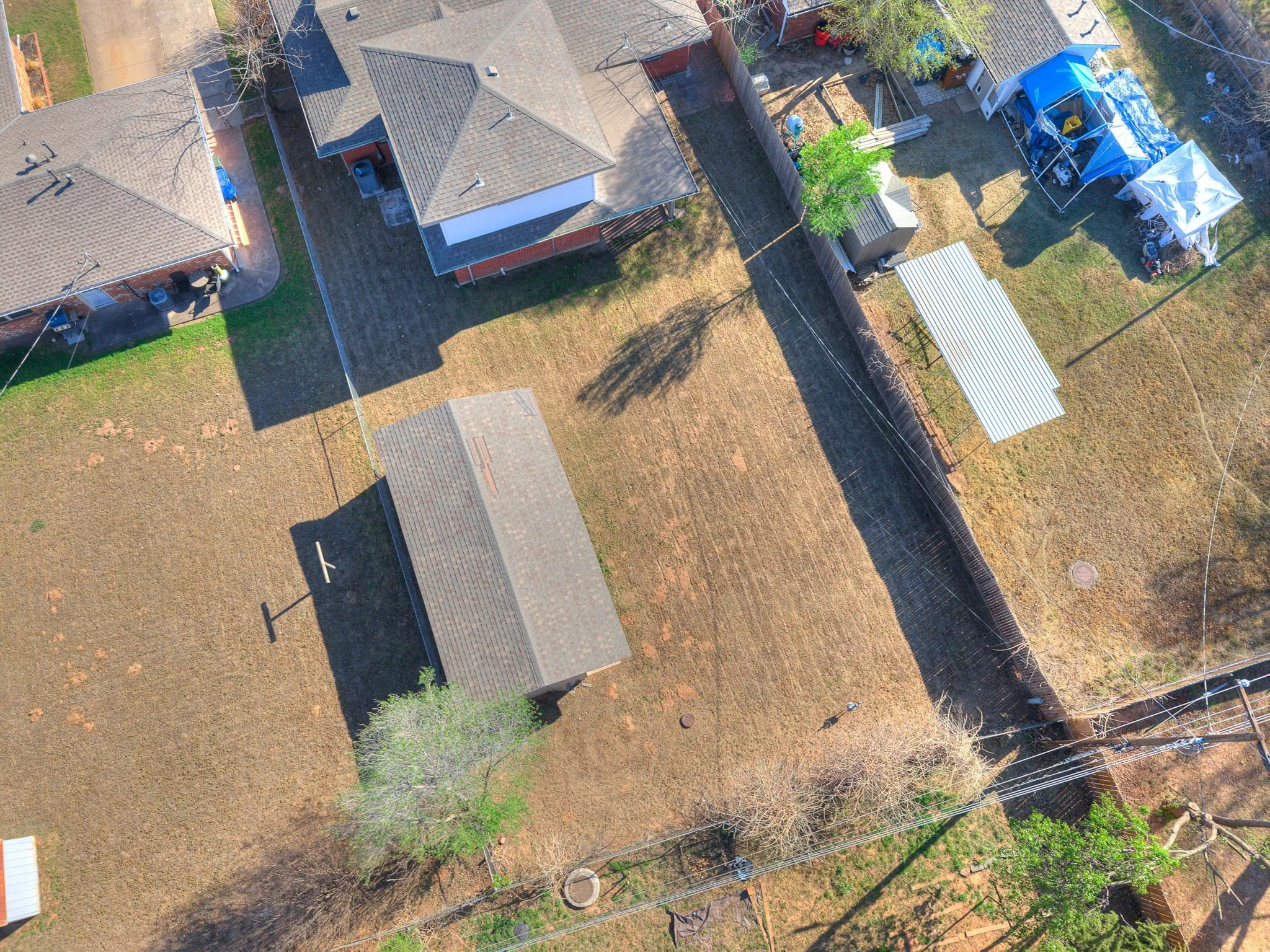 25-web-or-mls-1617 Avondale Dr-26.jpg