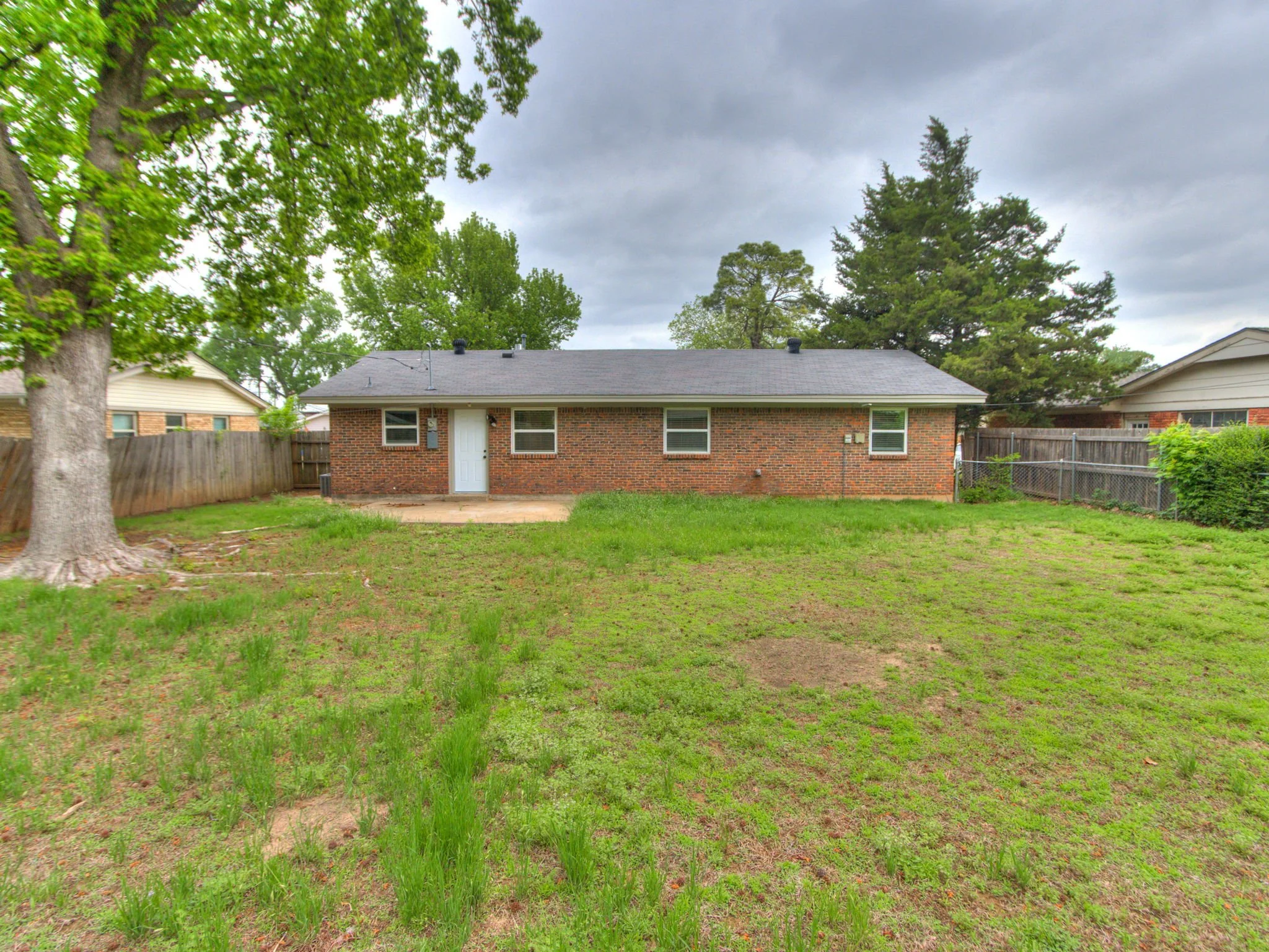 10-web-or-mls-1612 Cherry Stone St-10.jpg