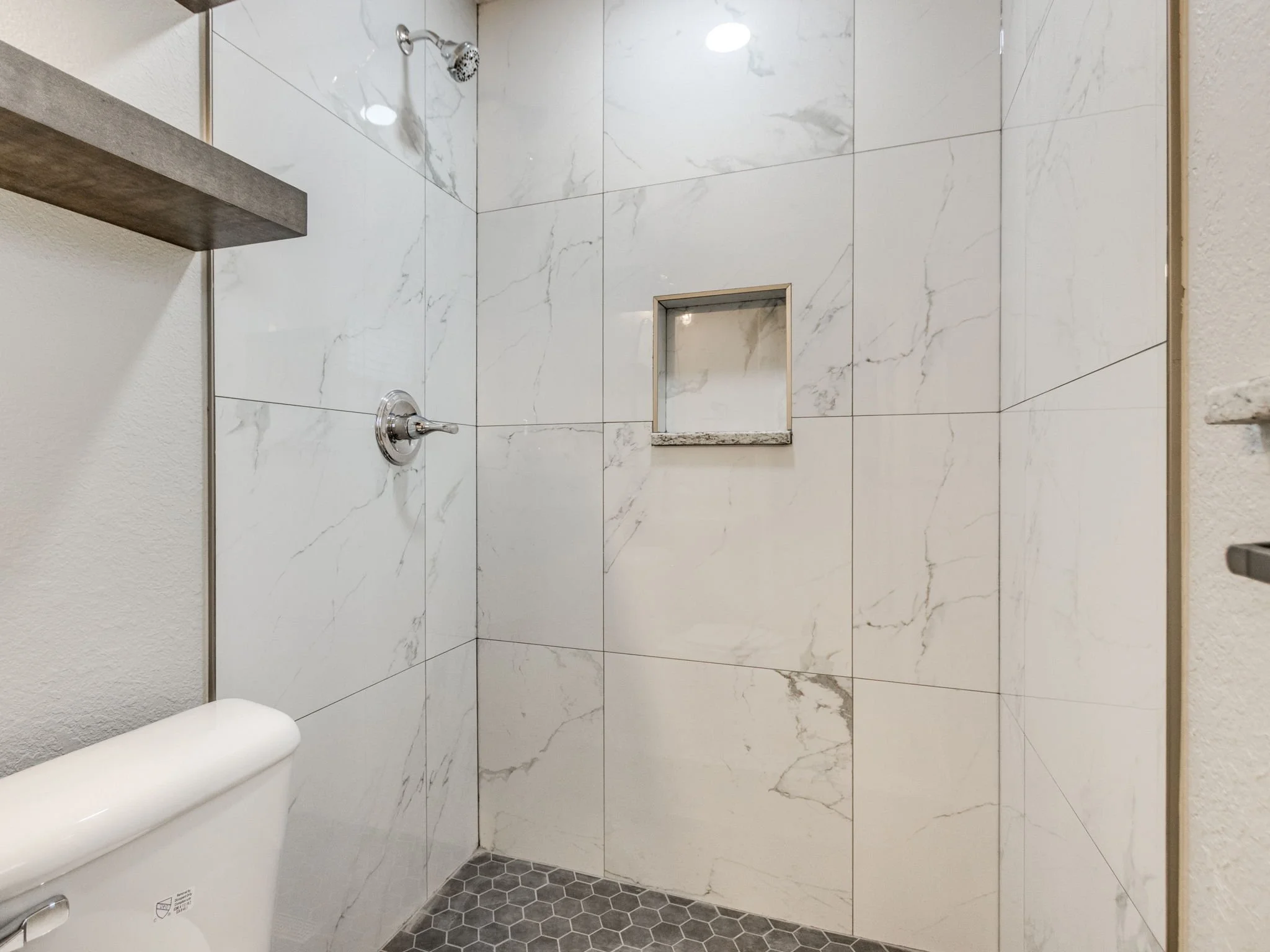 40-web-or-mls-1612 Cherry Stone St-40.jpg