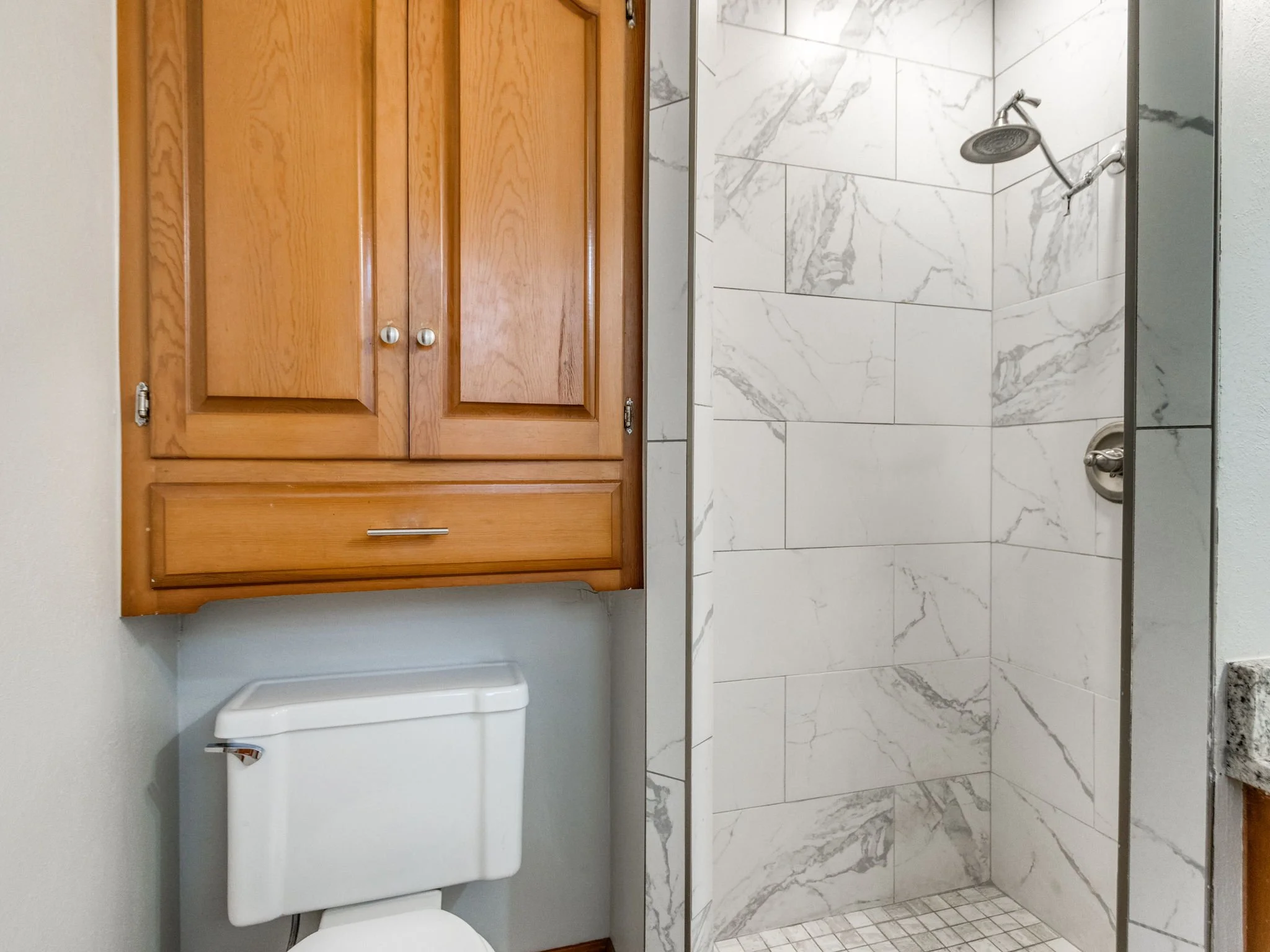 50-web-or-mls-1639 Westbrooke Terrace-50.jpg