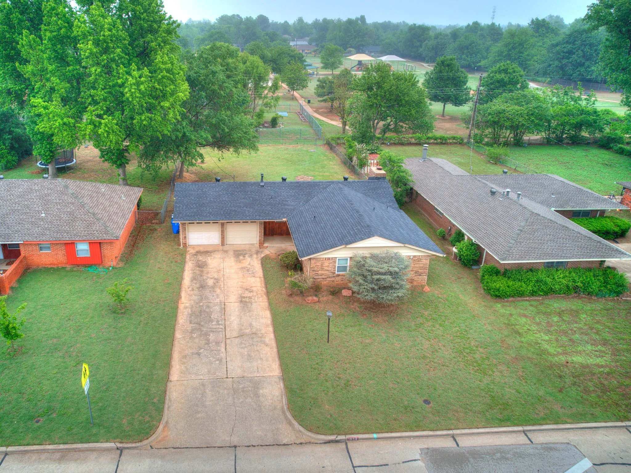 10-web-or-mls-1639 Westbrooke Terrace-10.jpg