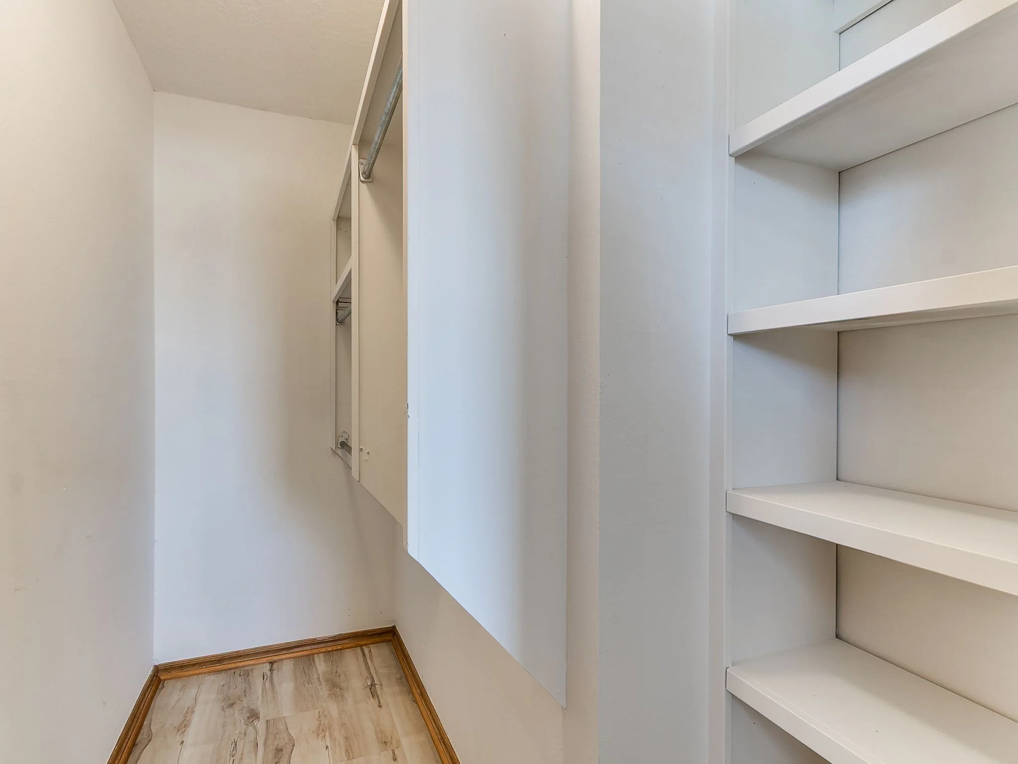 30-web-or-mls-1200 N Crawford Ave-31.jpg