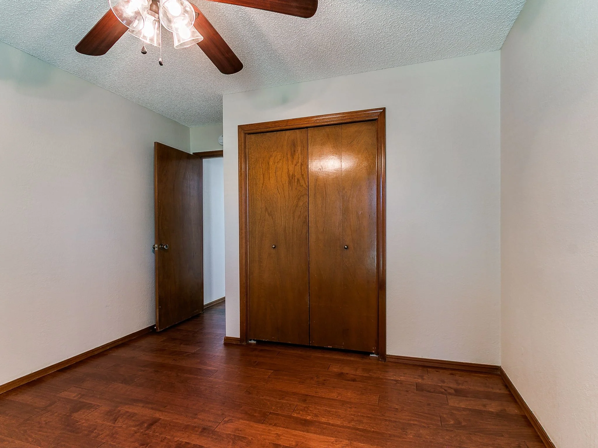43-web-or-mls-4721 Persimmon Ct-44.jpg
