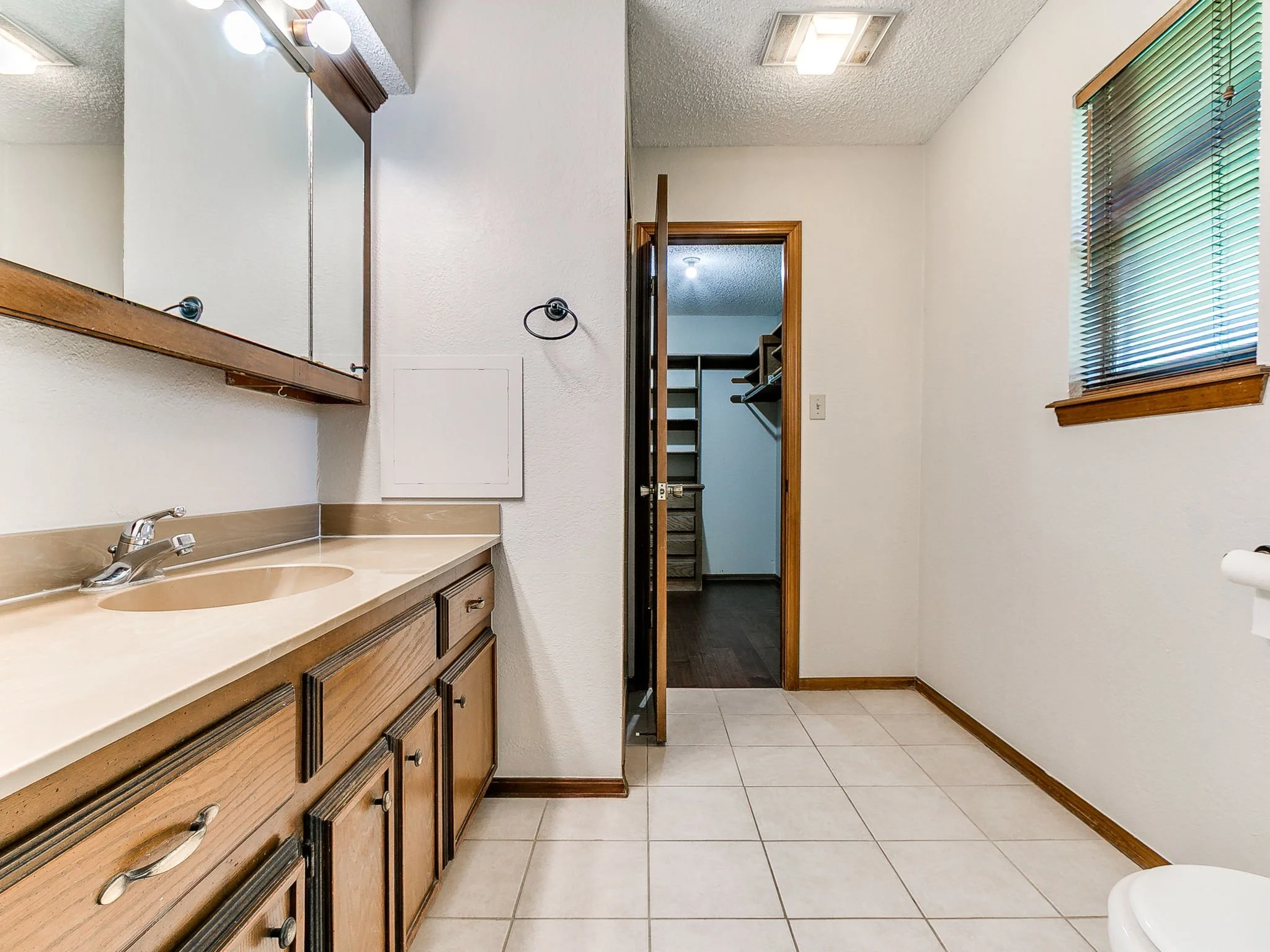 53-web-or-mls-4721 Persimmon Ct-54.jpg