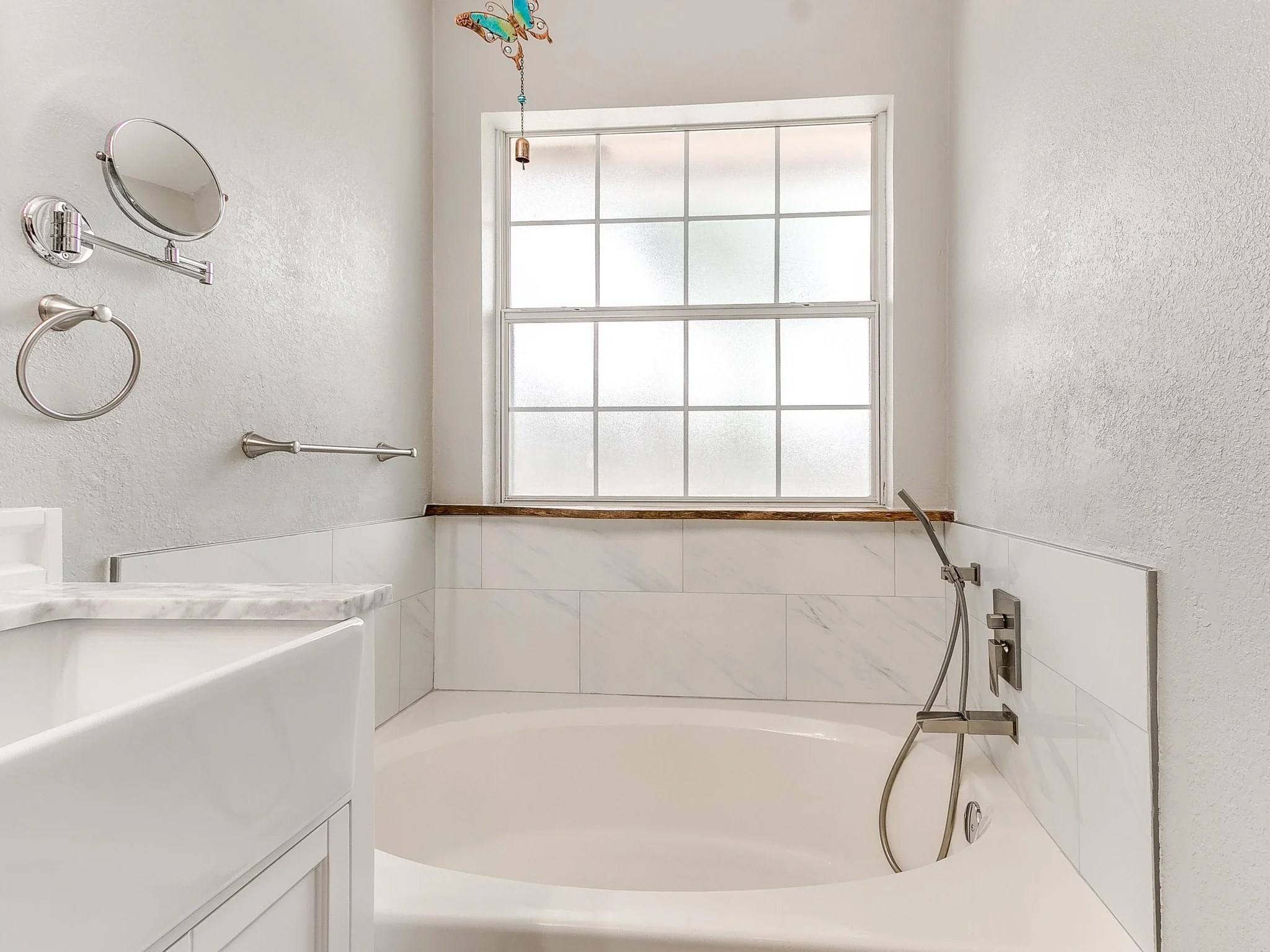 48-web-or-mls-713 Night Hawk Dr-49.jpg