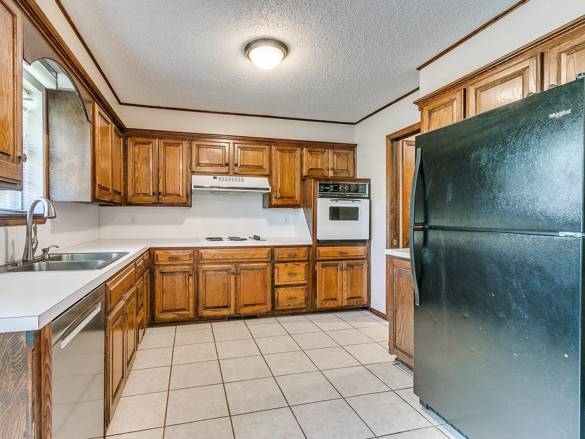 51-web-or-mls-2608 Linden Ave-51.jpg
